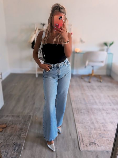 Loving this cute and casual look for date night- the jeans are the perfect non-distressed baggy denim! I’m in love, true denim and true to size, I’m in a 28 and a medium in tube top 💕 

Petite denim fashion denim try on jeans haul 

#LTKMidsize #LTKFindsUnder50 #LTKStyleTip