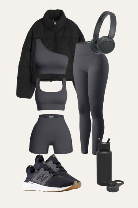 Black workout outfit // weightlifting outfit // fitness aesthetic

#LTKfitness #LTKSeasonal