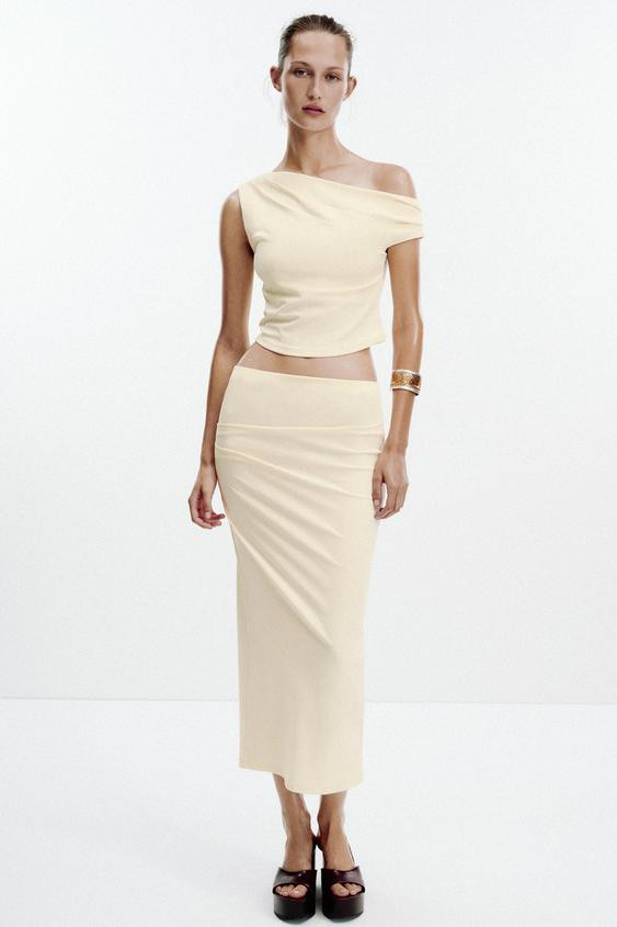 ASYMMETRIC TEXTURED TOP | Zara US