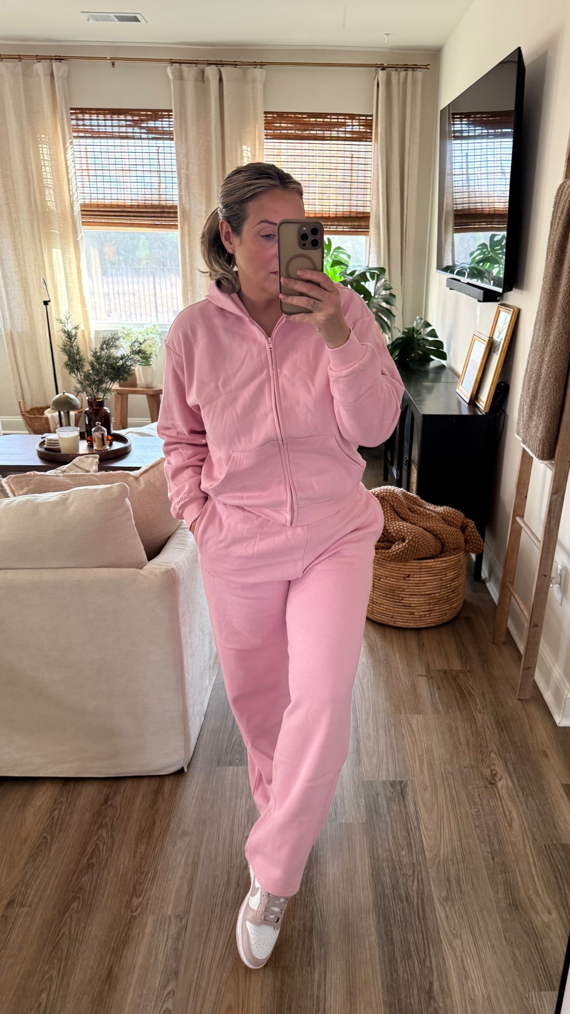 My favorite two-piece set from SKIMS is back in stock 🤍 the perfect shade of pink that’s flattering, comfy, and so easy to wear all day. Obsessed is an understatement 🩷 

Skims, two piece set, Nordstrom, Nordstrom find, lounge, loungewear 

#LTKfindsunder100