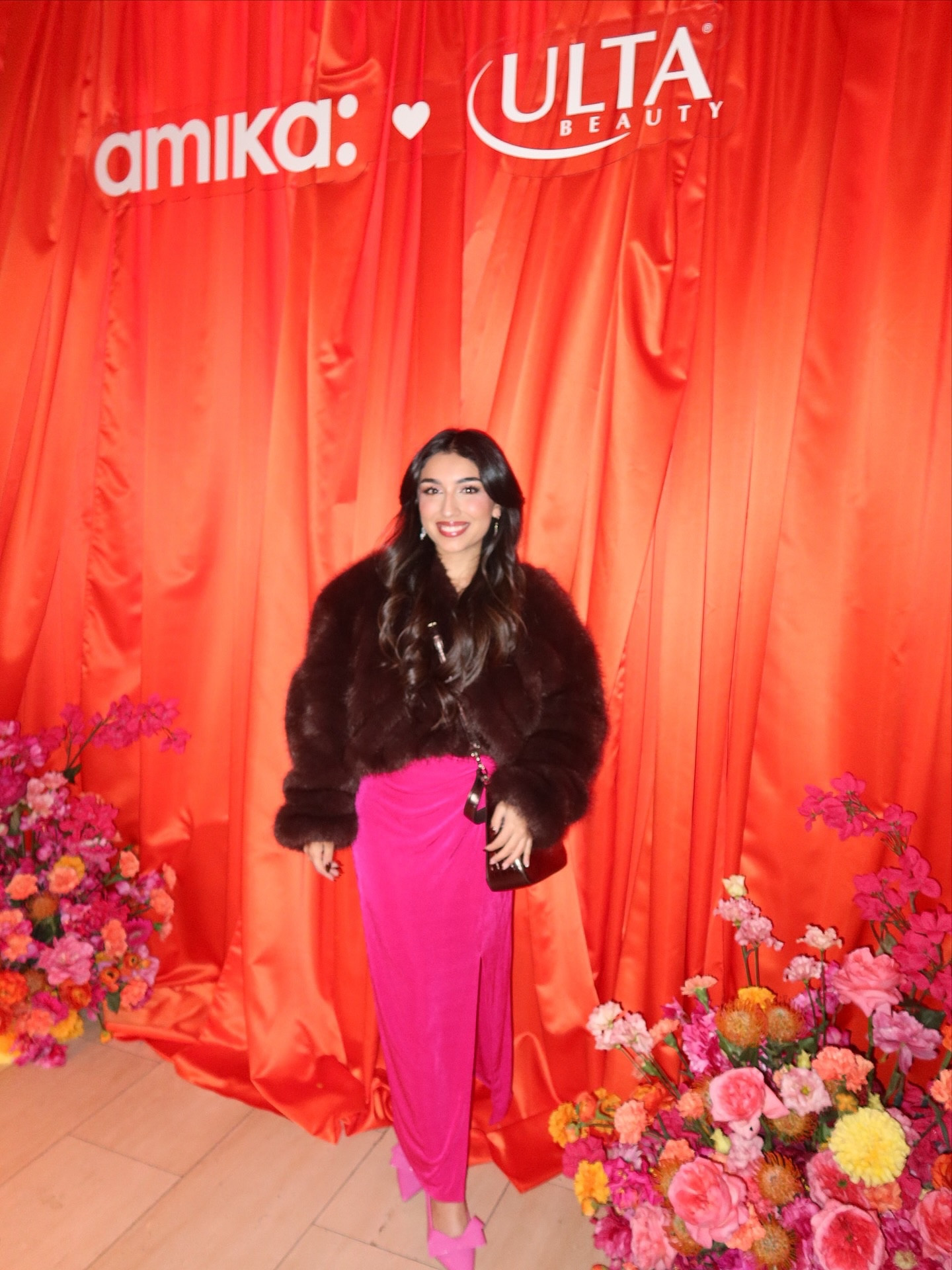 The ultimate Friendsgiving with @amika and @ultabeauty 🧡 So grateful to finally meet my Ulta Beauty Collective besties IRL🥹✨ the energy was everything! And yay, you can now shop amika at Ulta starting December 1st!🤭 #amika #UBC #ultabeautycollective #friendsgiving