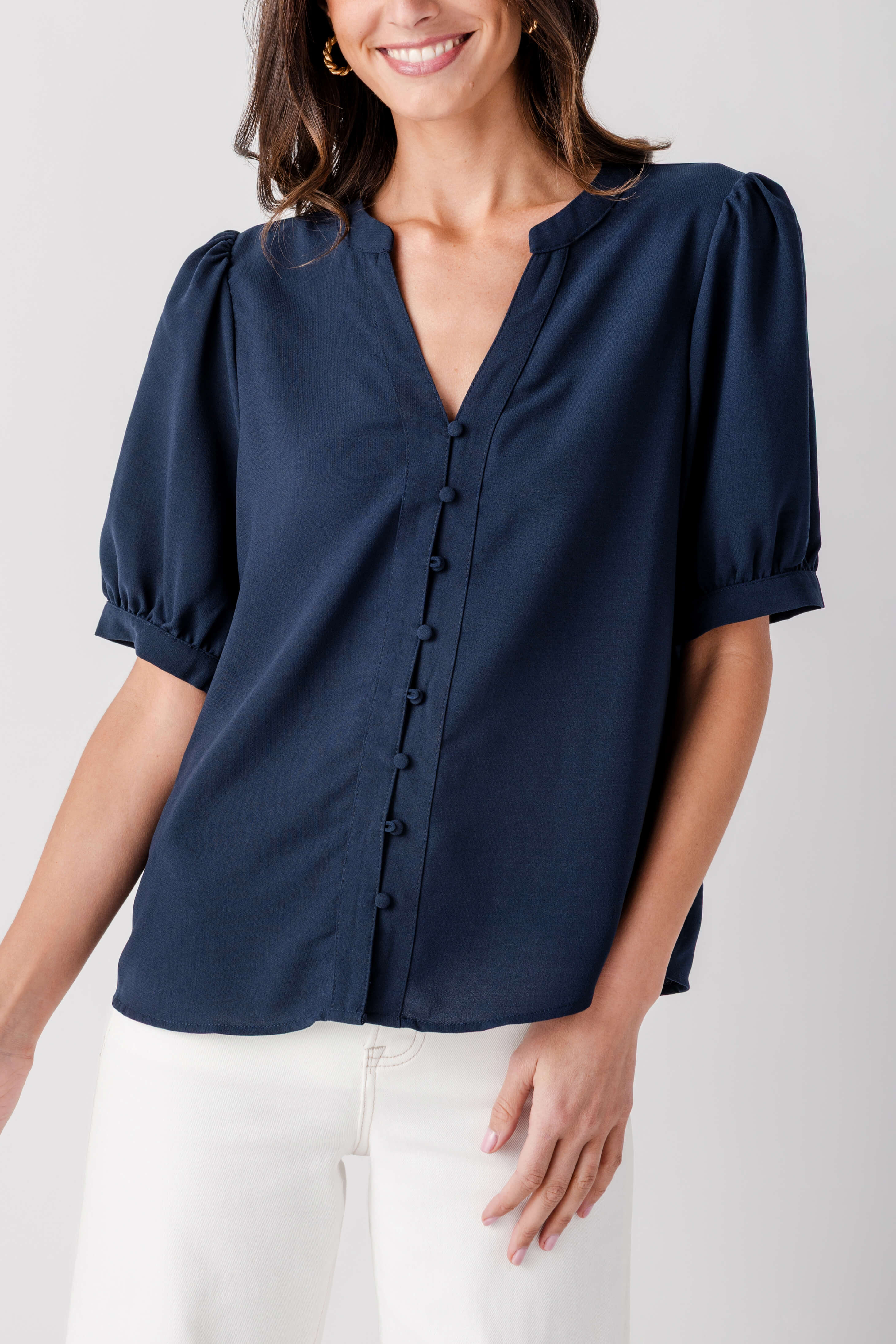 Voy Everyday Puff Sleeve Top | Social Threads