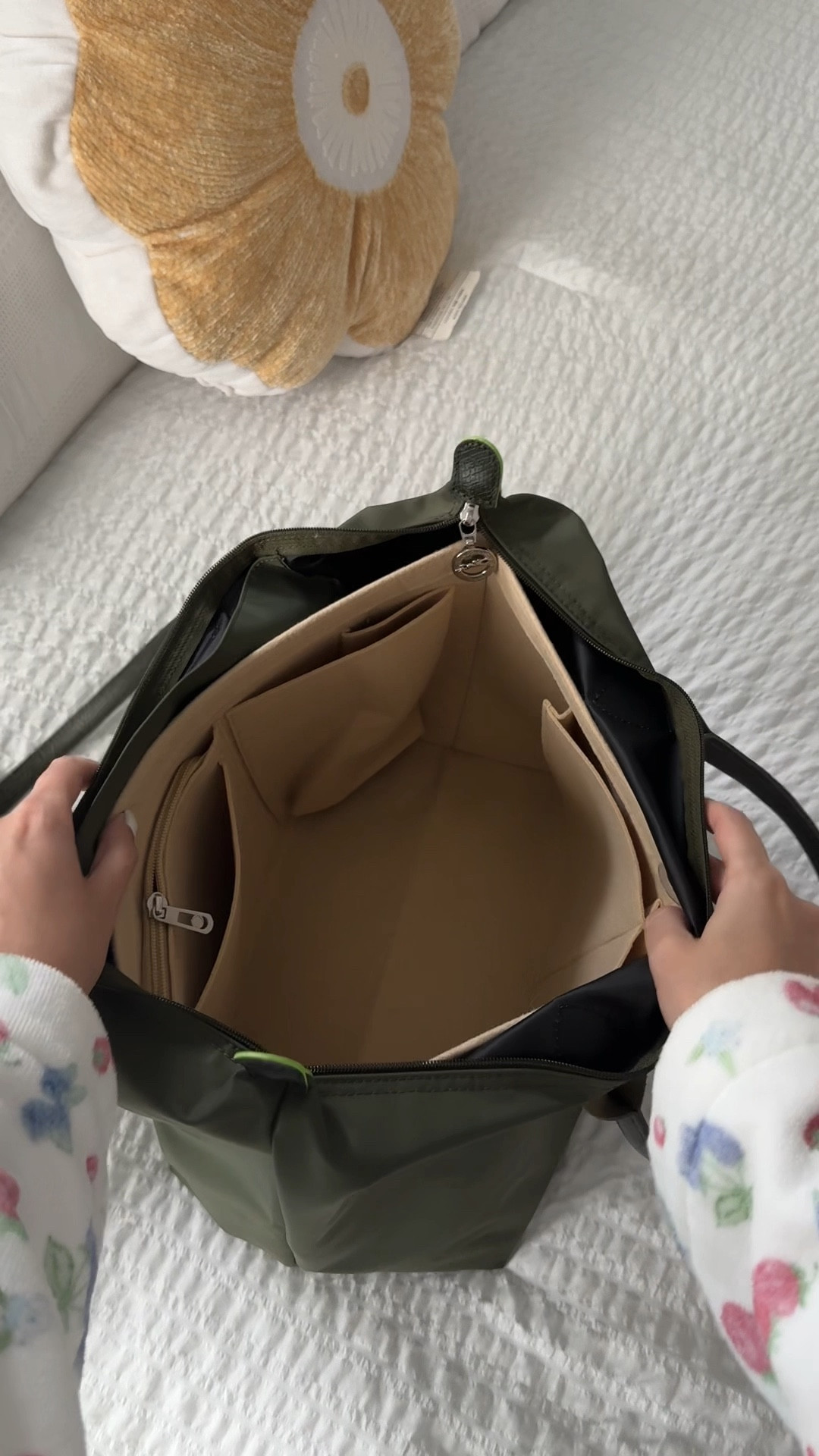 Longchamp organizer in size L 

#LTKBacktoSchool #LTKFallSale #LTKSeasonal