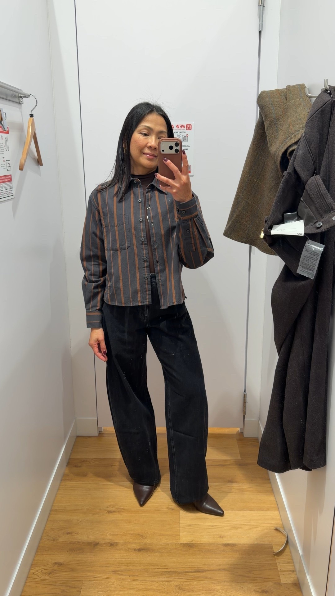 Uniqlo barrel jeans and JW Anderson oxford boxy shirt

#LTKworkwear #LTKpetite