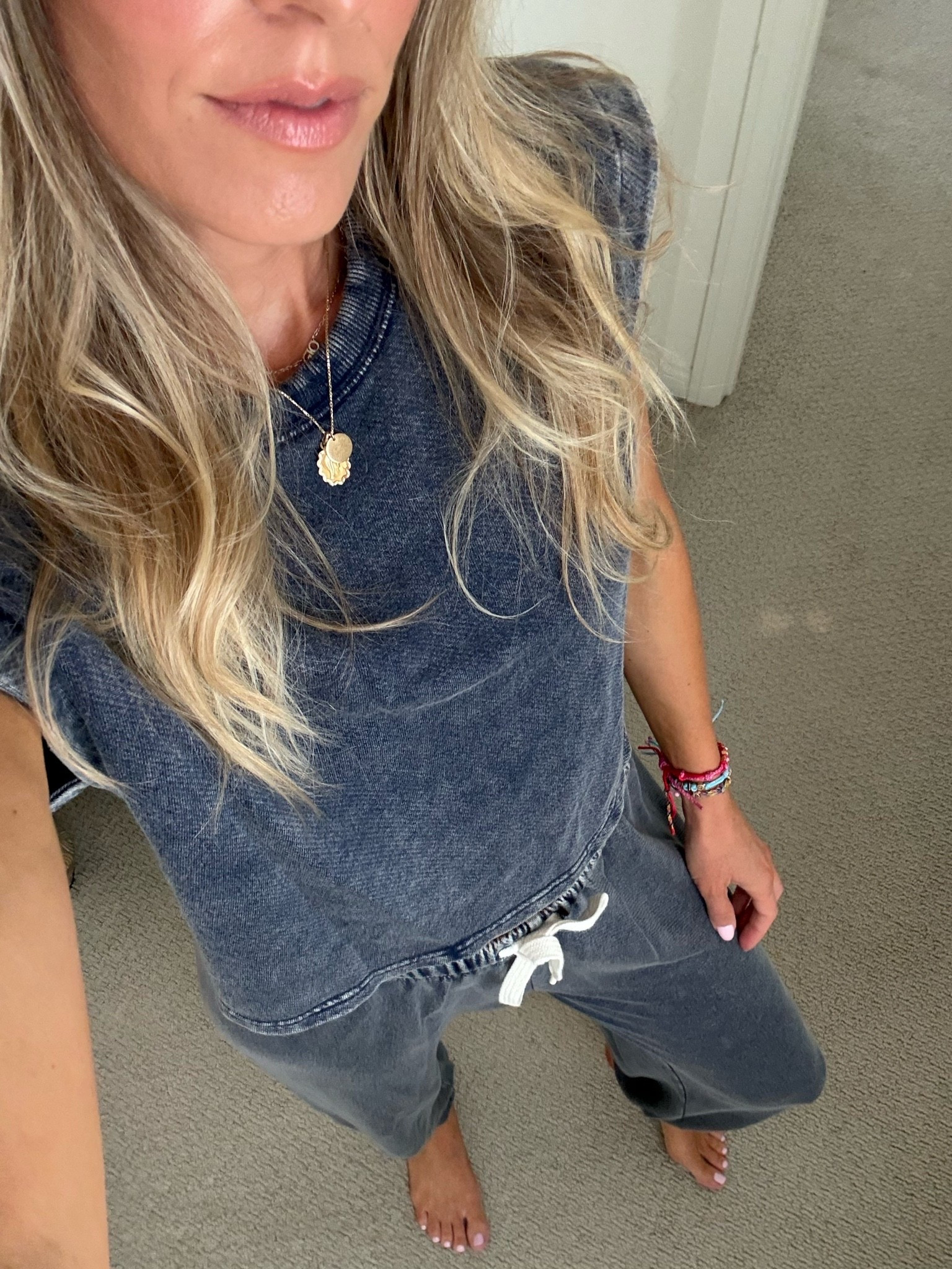 OOTD 💙 This set is so comfy!! Comes in a bunch of colors, I’m wearing a small in top and bottom. 

Aerie, matching set, mom style, mom outfit, school dropoff outfit, running errands outfit, jogger set, comfy summer outfit, matching sleeveless set

#LTKmomlife #LTKootd #LTKSaleAlert