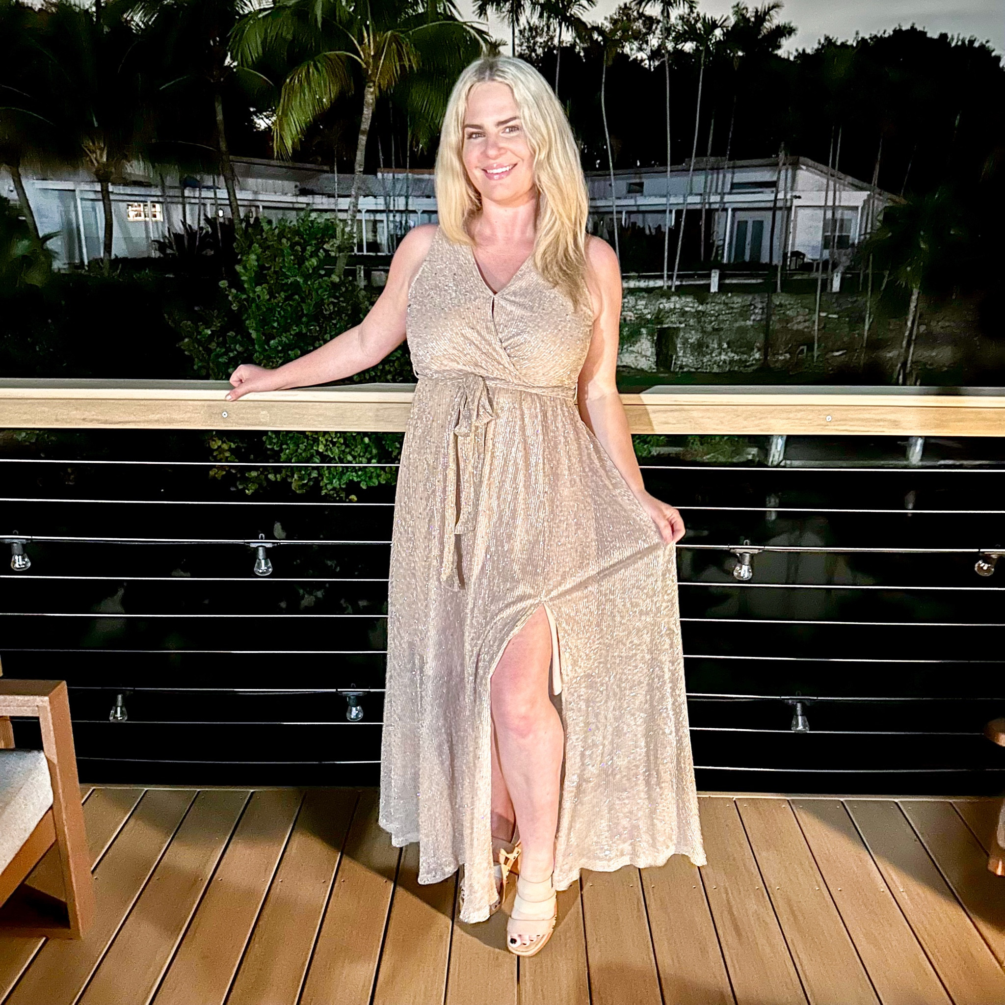 green emerald velvet dress Kate Kasin 2023 Women's Sequin Dress Split Glitter Maxi V Neck Sleeveless  Formal Dress for Evening Party with Belt, Champagne, Medium : Amazon.sg:  Fashion