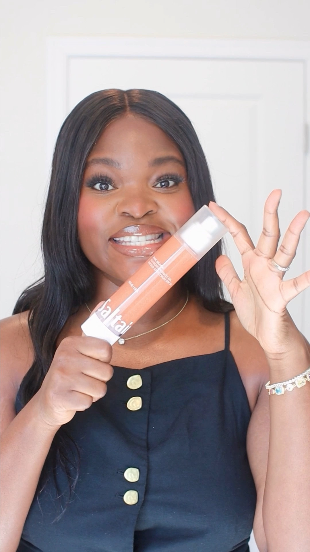 Soft glam everything ✨
I layered Phlur Missing Person and Rose Whip for a floral, skin-like scent that lingers all day — this combo is so feminine and addictive. On my lips, I used Fenty Beauty Brown’d Out lip liner with Fenty Glow gloss bomb oil for the perfect juicy nude. And yes, I’m glowing head to toe thanks to the Saltair Pink Beach SPF 50 Body Oil — lightweight, non-greasy, and it smells like vacation.

Shop my full summer scent + beauty routine below 🤎

#LTKBeauty