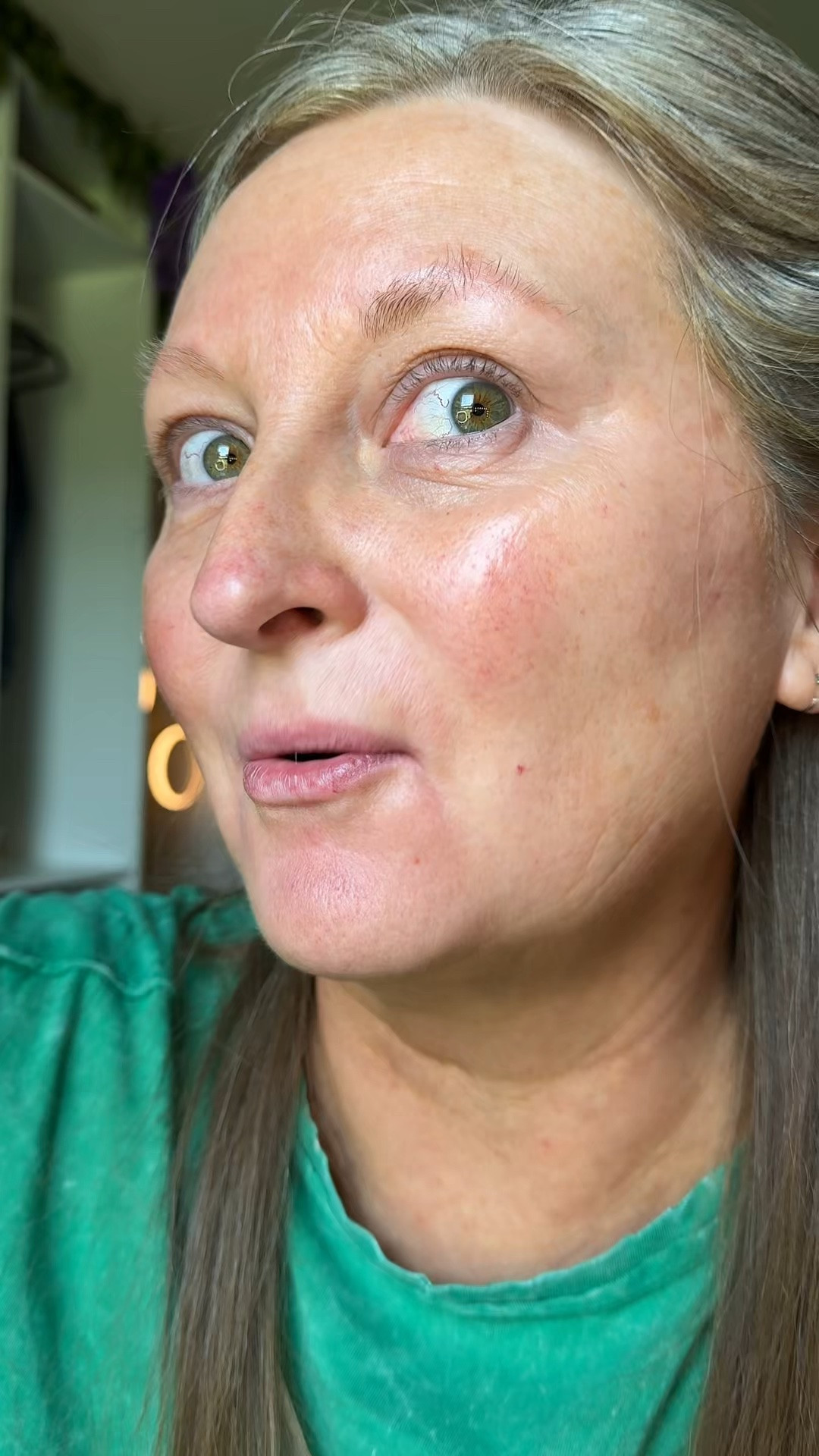 If your skin loves hydration as much as mine does, you need to meet this one. ✨💦

I’ve been using the Kulfi Khili Khili Glow Mist before makeup, after makeup, and even on bare skin when I need a little refresh. It’s packed with hydrating ingredients like squalane, panthenol, and glycerin, and gives my skin the prettiest healthy glow without making me look greasy.

Glowy? Yes. Oily? Absolutely not. 🤍

#KulfiBeauty #GlowingSkin #BeautyOver40 #HydratedSkin #MakeupRoutine

#LTKselfcare #LTKOver40 #LTKBeauty