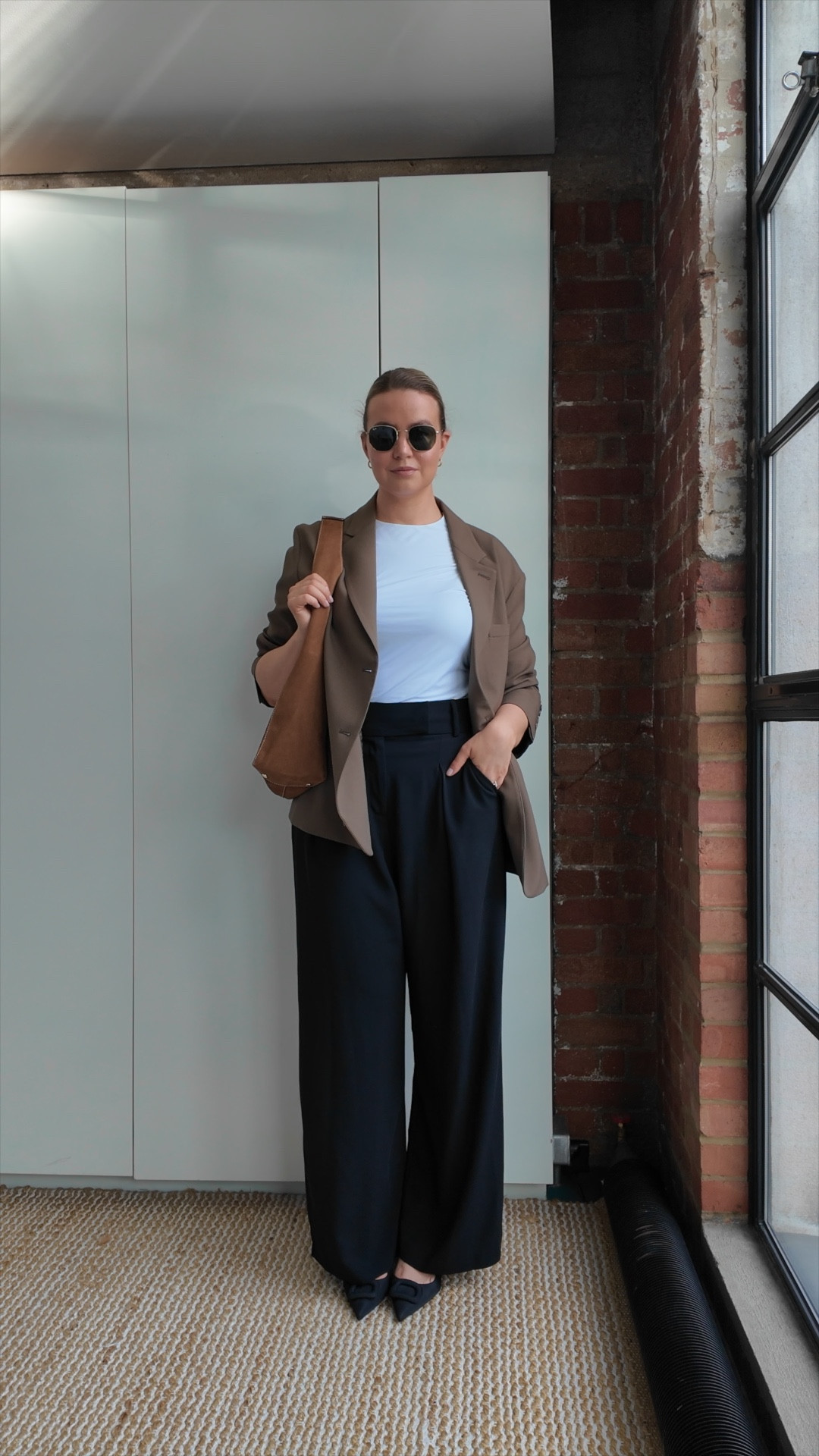 **5/30** midsize spring outfit ideas 🌷

Uniqlo bra [XL]

Abercrombie white t-shirt [XL]

River Island plus wide leg trousers [UK 18]

Zara block heels [dupes tagged]

Frankie shop bea blazer [L]

Amazon rayban sunglasses

Jigsaw tan suede tote bag

spring outfit // midsize outfit // midsize style // spring outfit idea // spring style // midsize fashion // spring fashion // outfit inspiration // wide leg trousers // blazer // suede bag // block heels 

#LTKmidsize #LTKVideo #LTKSeasonal