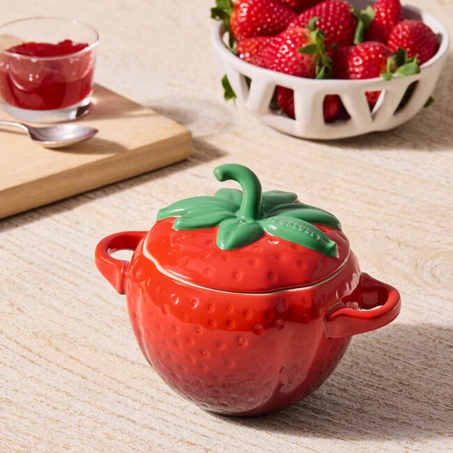 Strawberry Mini Cocotte | Le Creuset