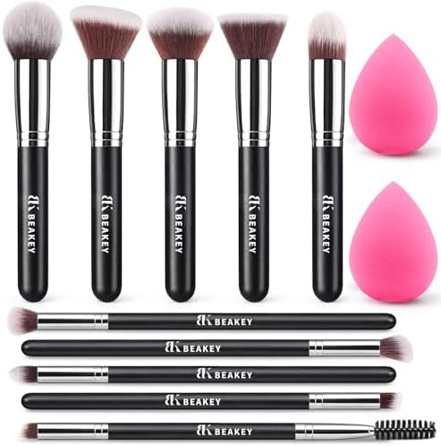 BEAKEY Makeup Brushes Set, Professional Foundation Eyeshadow Concealer Blush Powder Bronzer Appli... | Amazon (US)