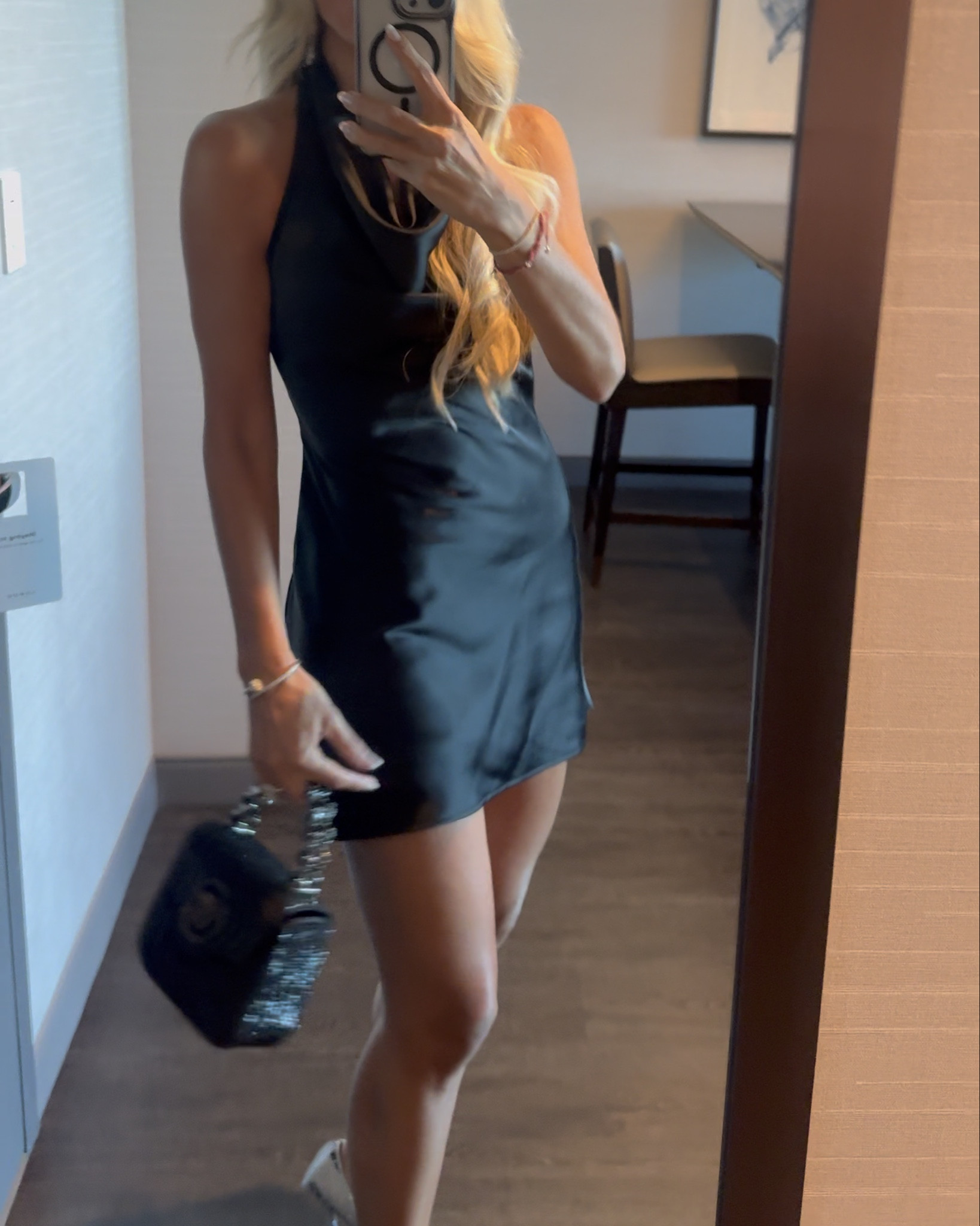 LBD loading 🖤🖤🖤

A night out with the family 💗
Wearing an xxs in dress 

#LTKFindsUnder50 #LTKParties #LTKFamily