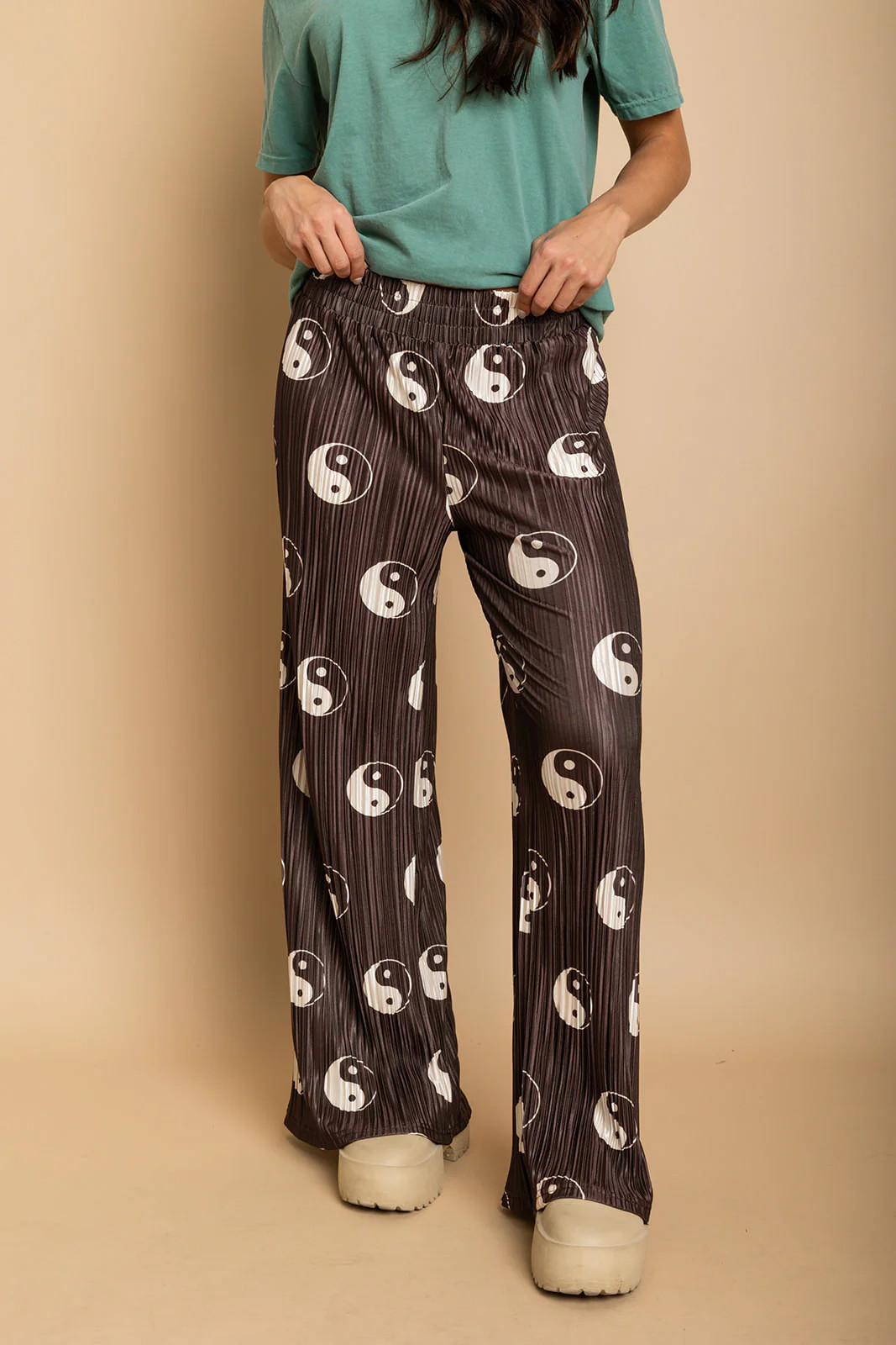 Yin Yang Plisse Pants | WKNDchasers