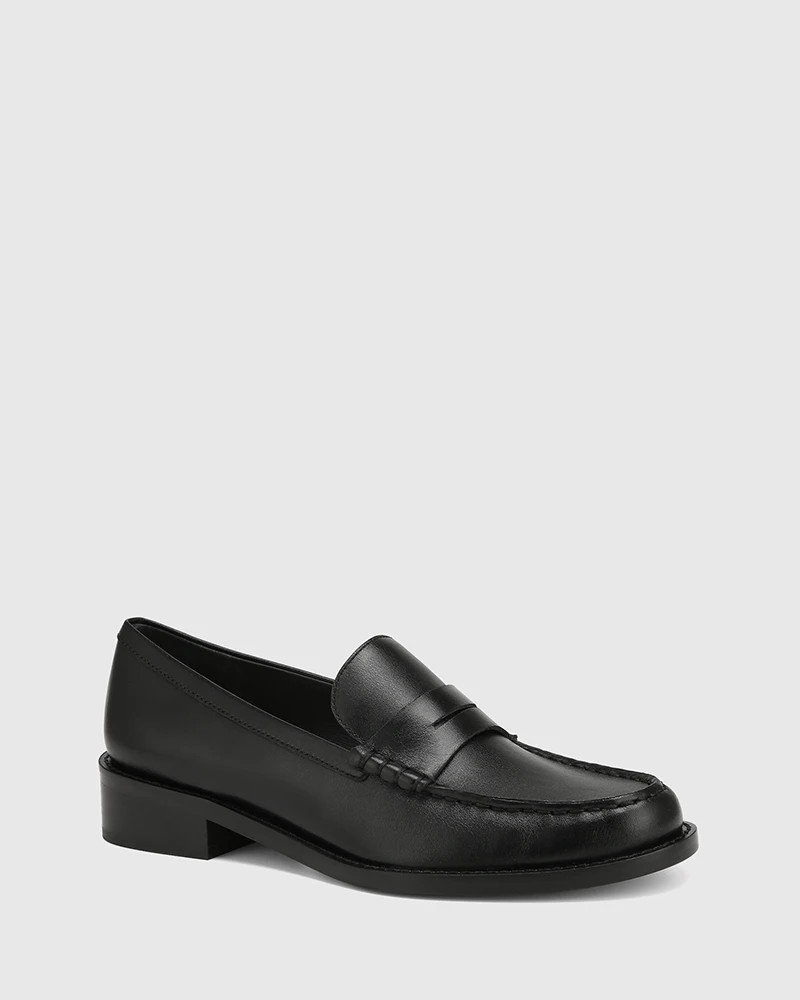Faye Black Leather Loafer | Wittner