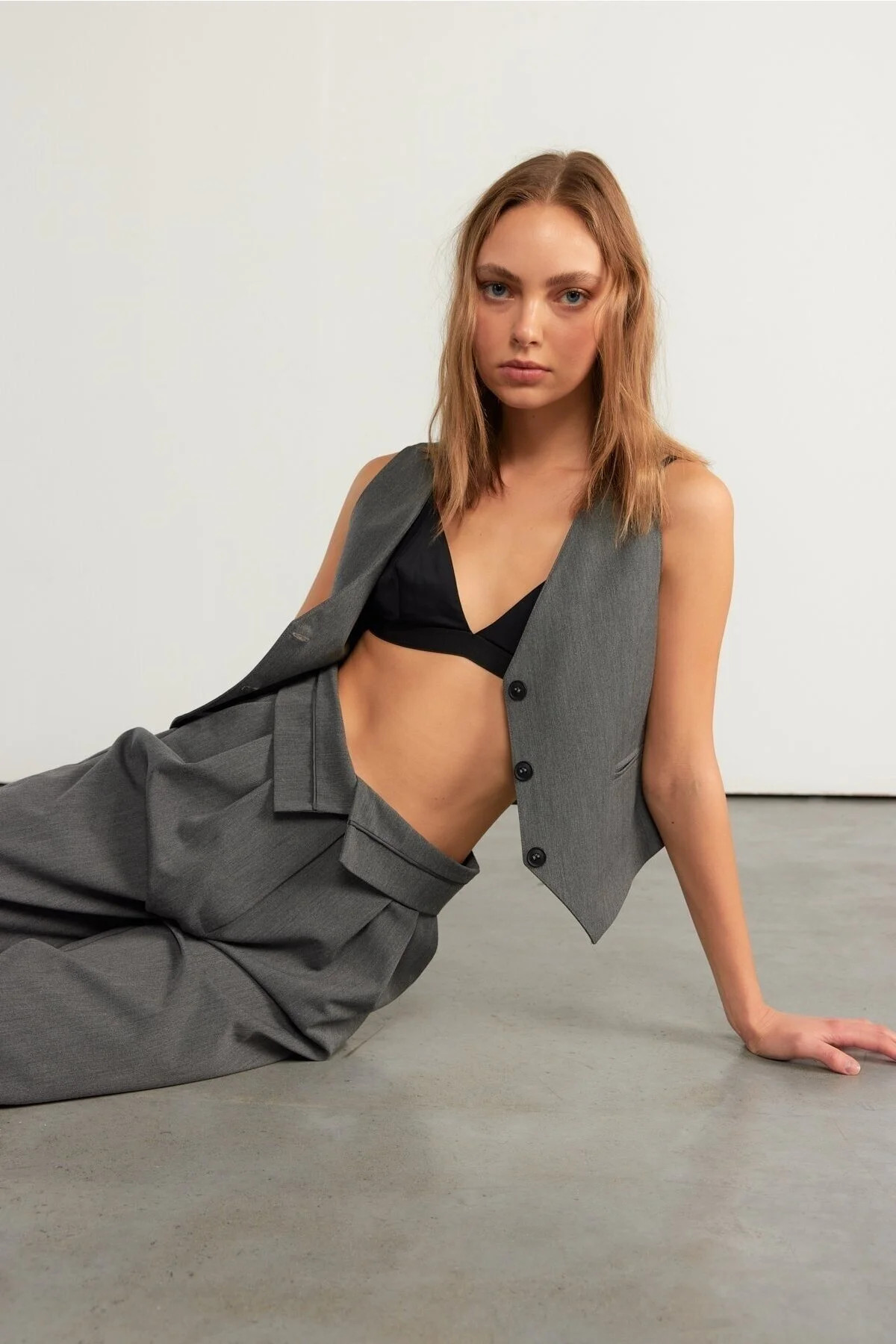 VATKALI Weste - Grau - Basic | Trendyol DE