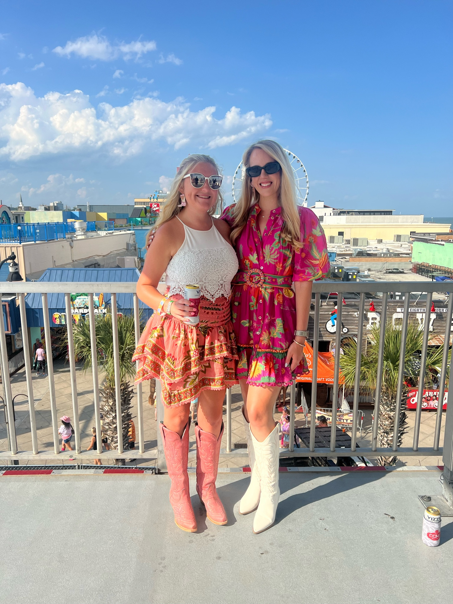 Night one CCMF Hawaiian night! Farm Rio has the cutest dresses and this one has POCKETS! 

#LTKfestival

#LTKStyleTip #LTKTravel #LTKParties