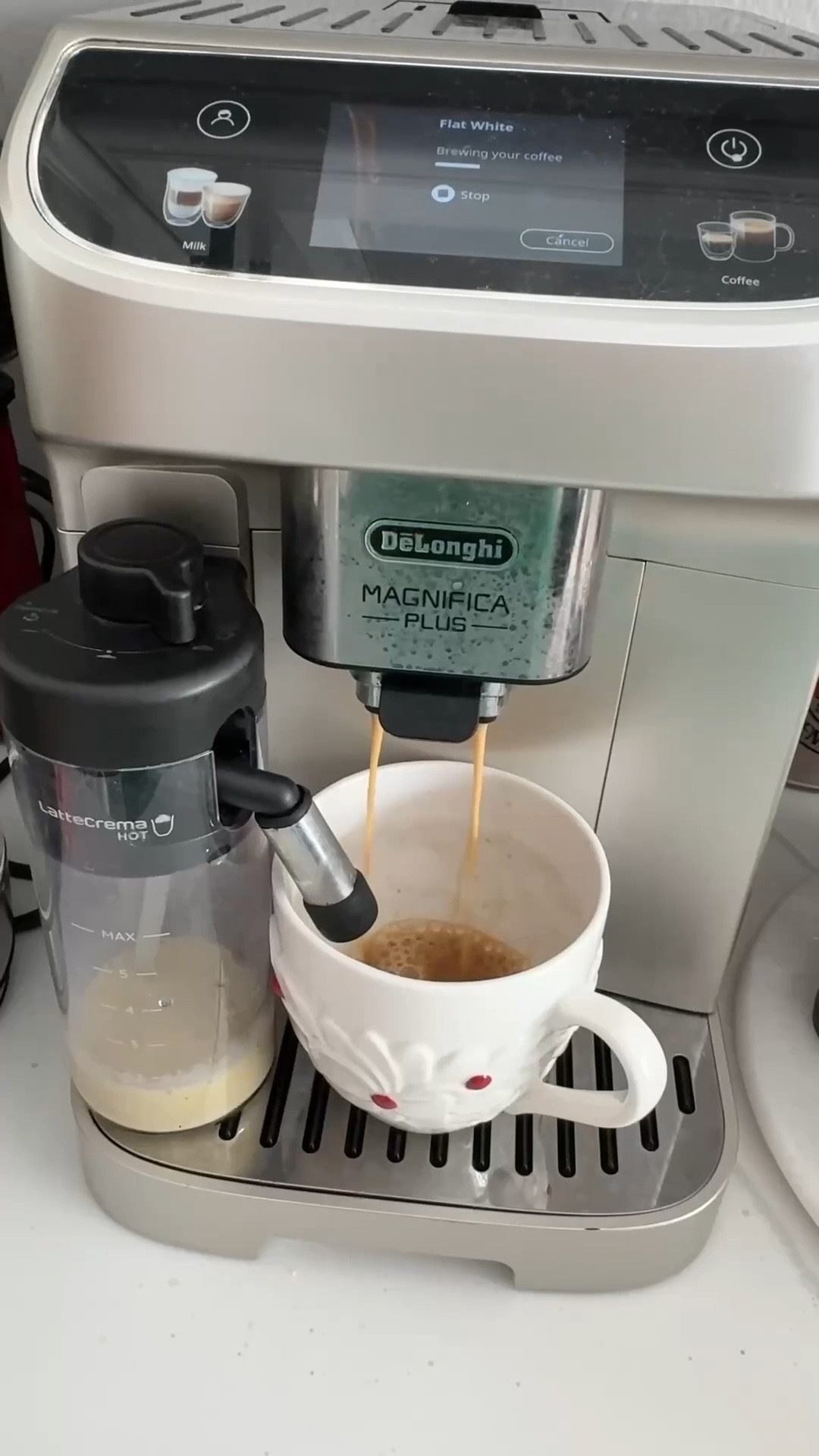 POV: you’ve become that girl with the home coffee bar ☕️✨
This automatic espresso maker does everything: grind, brew, froth, clean.
If you want café-level drinks at home, this is it.

#LTKdayinmylife #LTKGiftGuide #LTKHoliday