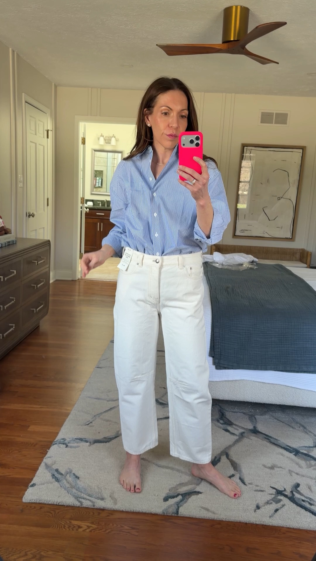 Shirt was a little too oversized for me 

#LTKmomlife #LTKootd #LTKOver40