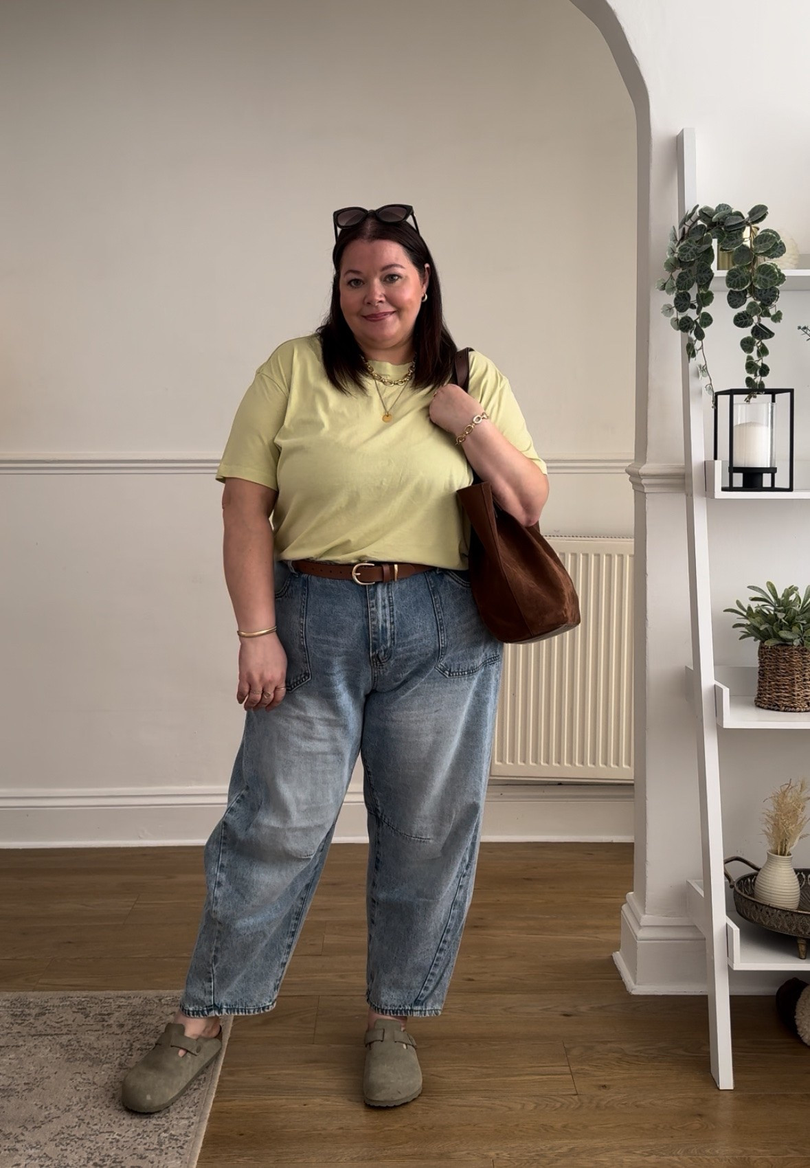 Curvy Early Autumn Transitional Outfit with Barrel Jeans

#LTKuk #LTKautumn #LTKplussize