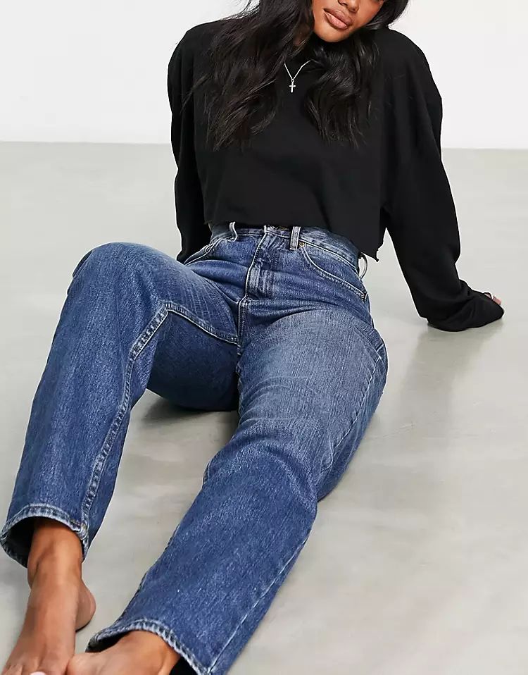 COLLUSION x006 mom jean in mid wash blue | ASOS (Global)