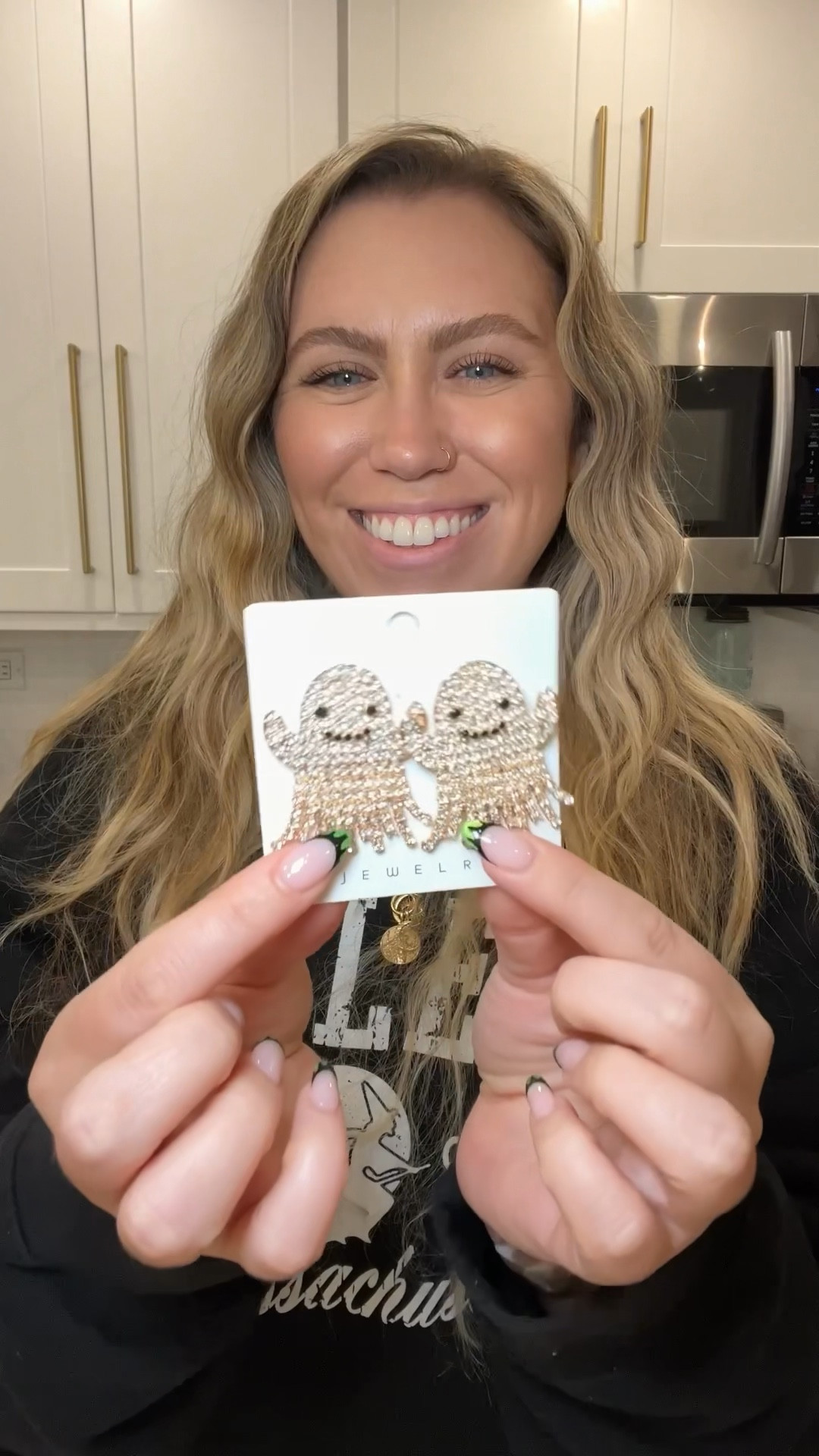 The cutest Ghost Earrings under $5! Halloween jewelry / Halloween earrings 

#LTKVideo #LTKHalloween #LTKstyletip