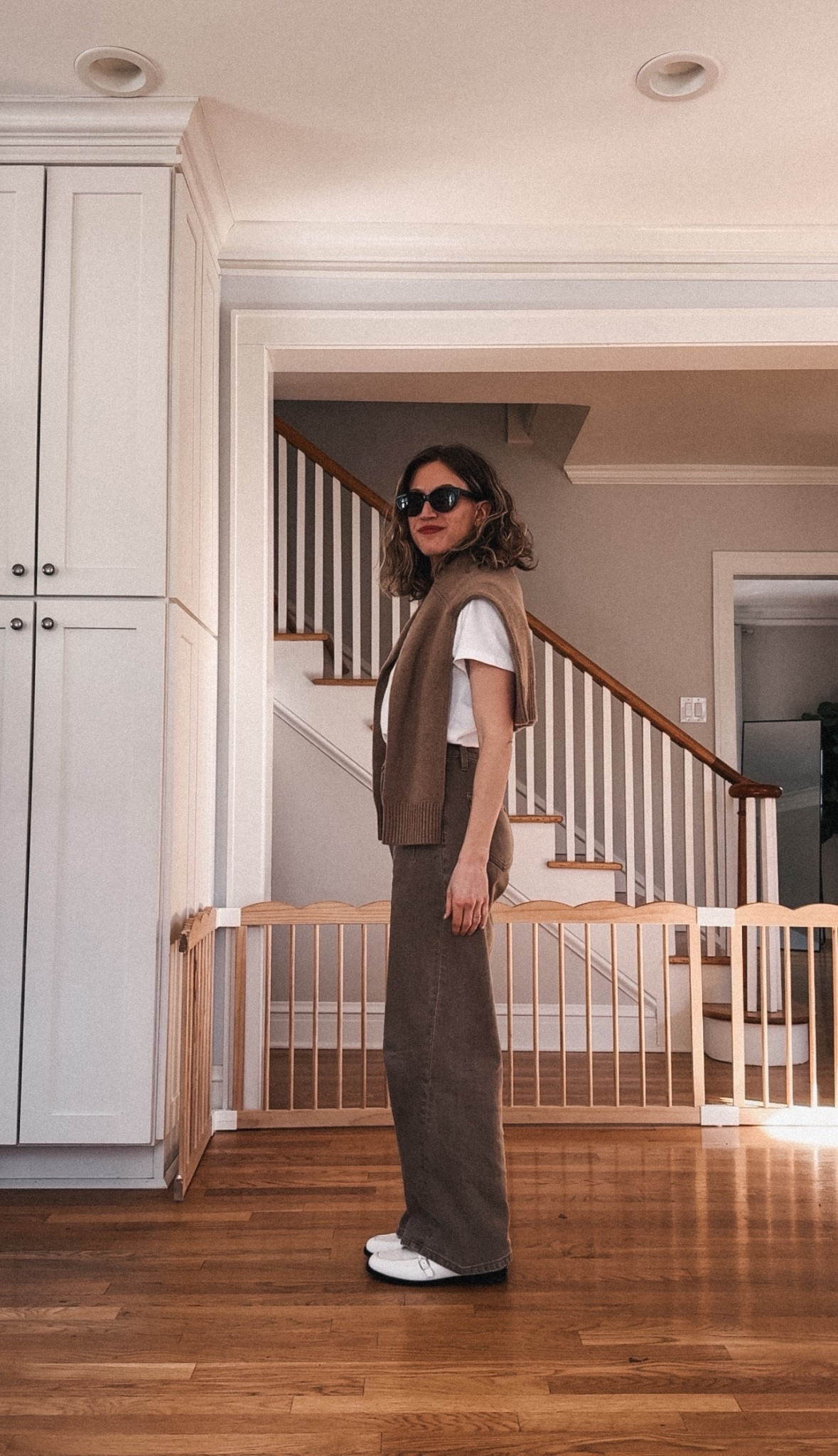 Look of the Day // 2.18

Madewell tee, XS, TTS. Quince sweater, XS, TTS for an oversized fit. Pistola denim, 25, low stock, linked similar. Bared Footwear loafers, TTS. Quince sunglasses. Heaven Mayhem necklace  

#LTKPetite #LTKootd #LTKOver40
