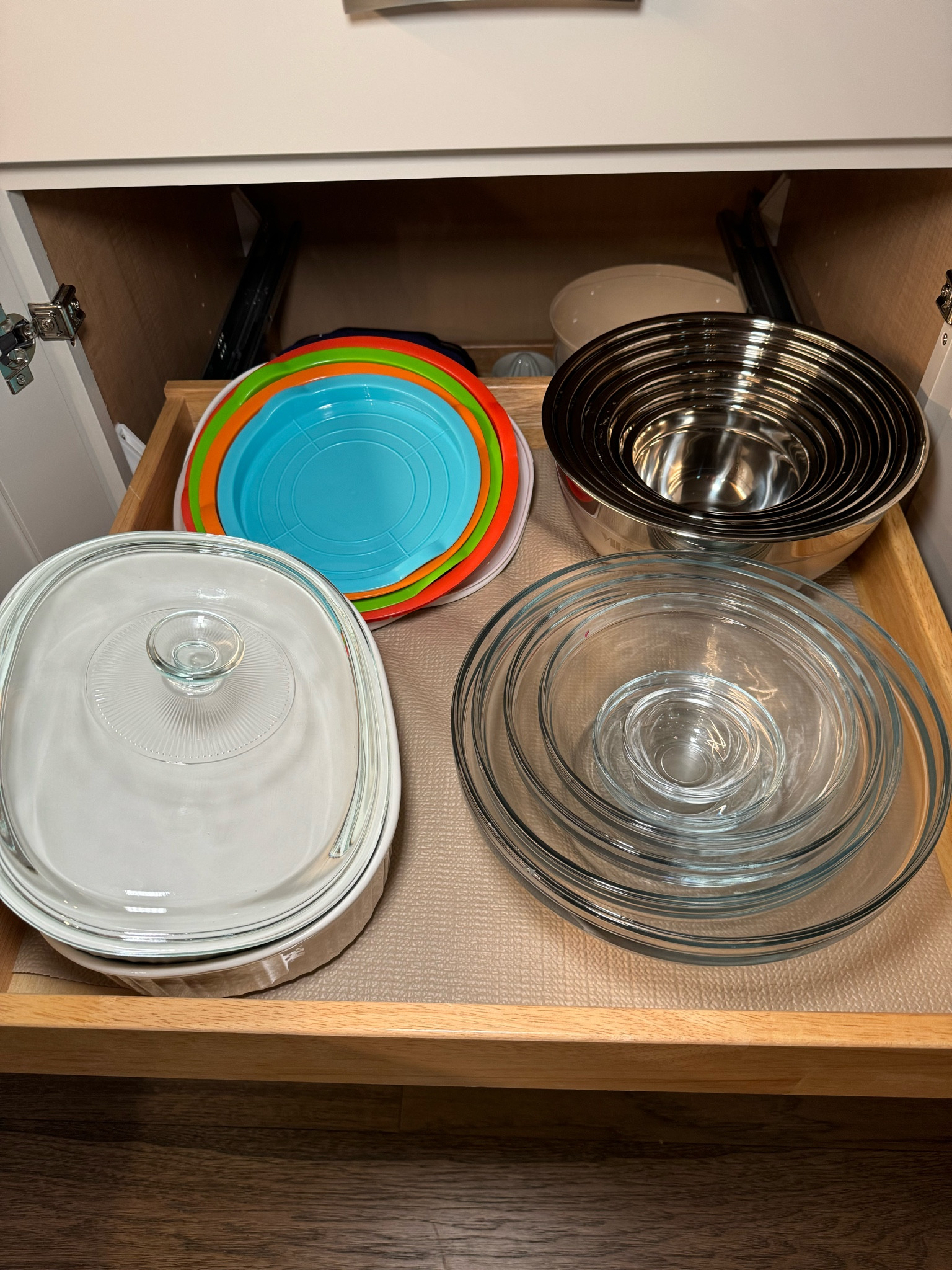 Do you need to refresh your kitchen necessities? Stainless steel mixing bowls with lids in multiple sizes. 
Corning ware set. 
Clear Glass bowls in many sizes
Kitchen necessities 

#LTKFindsUnder50 #LTKHome