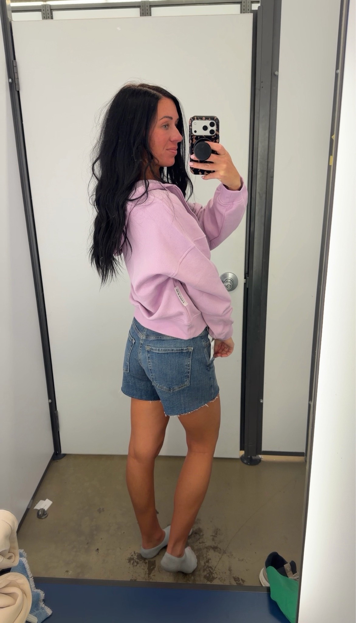 I love the wash of these old navy shorts

#LTKgrwm #LTKootd