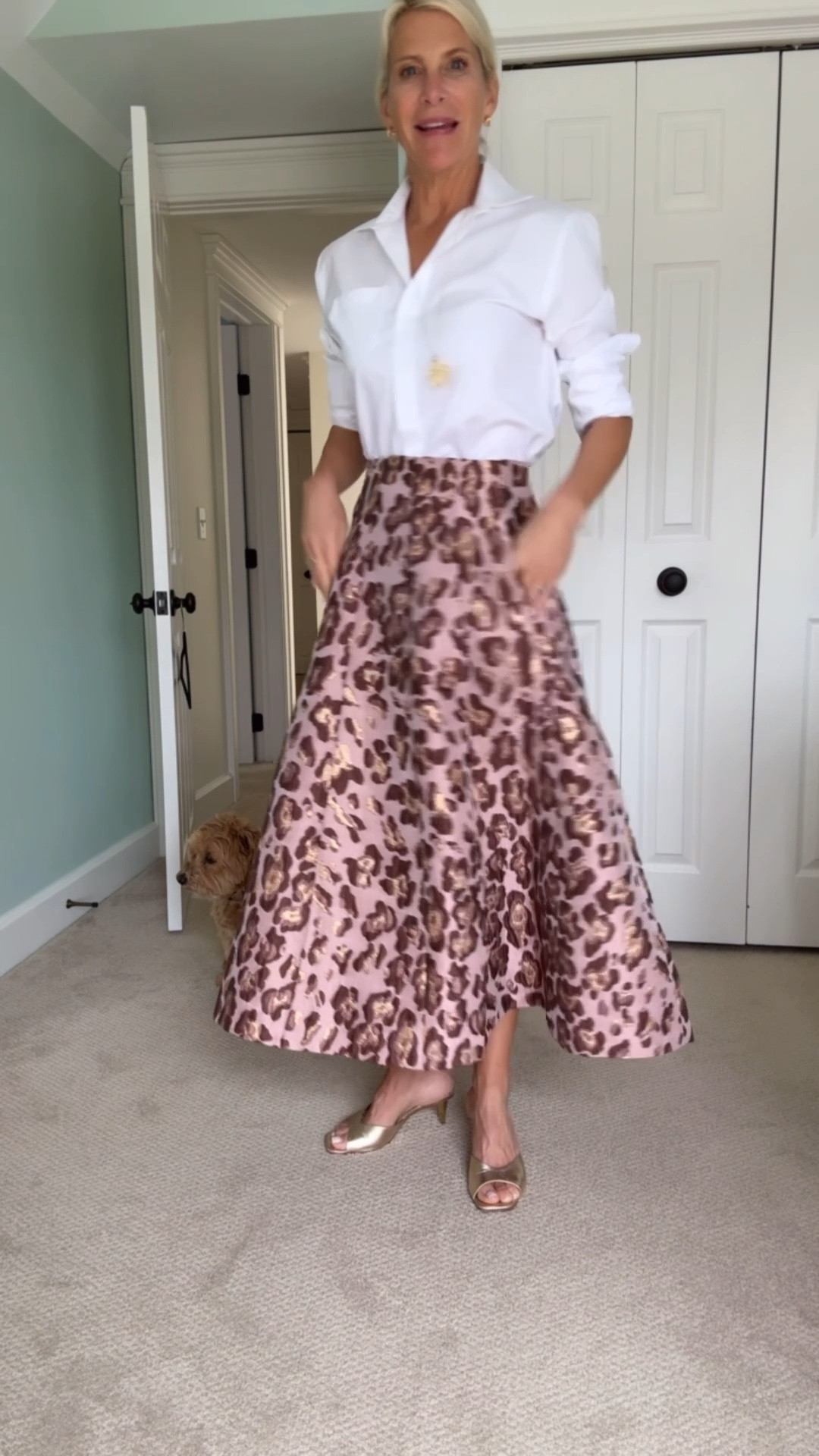 Most beautiful skirt I’ve seen in a long time!  Blush leopard print with pockets. Yes!

#LTKOver40 #LTKWedding #LTKMothersDay