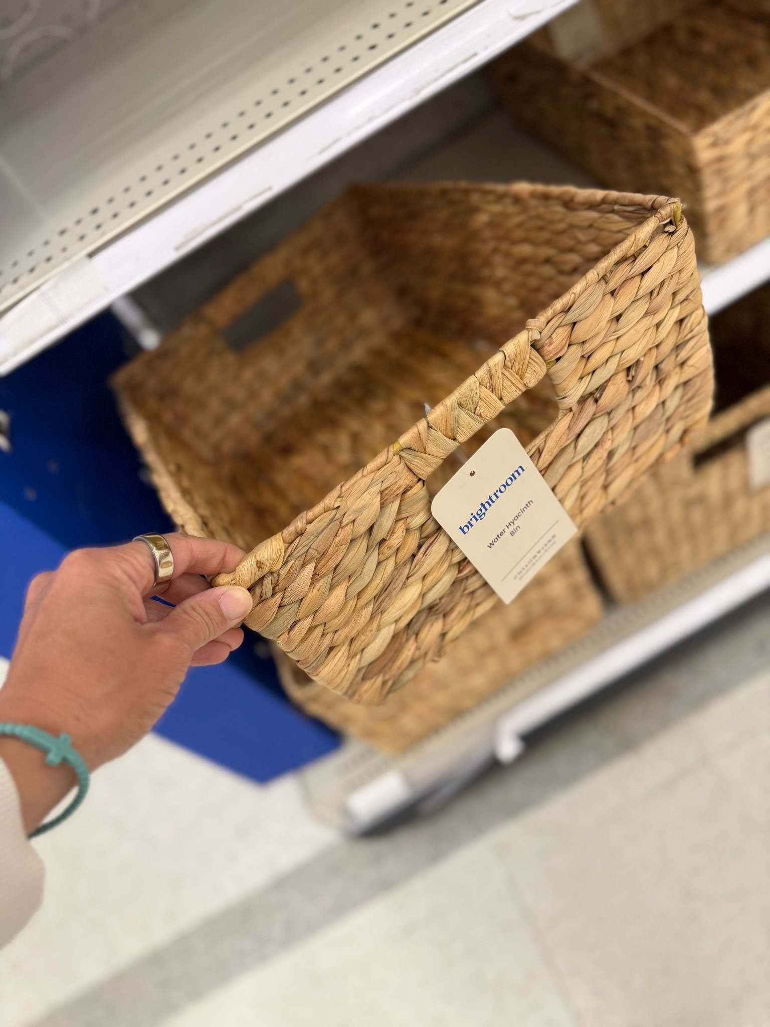 My favorite catch all baskets… a simple way to make your kitchen counters look more tidy. 

Target finds

#LTKmomlife #LTKHome #LTKOver40