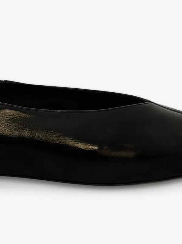 Nour pointed-toe leather mules | Farfetch Global