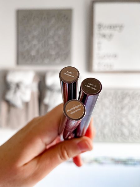 Love these cream to powder eye shadow sticks!! Quick and easy application and nice color pigmentation 

Amazon finds
Beauty finds  


#LTKsalealert #LTKbeauty