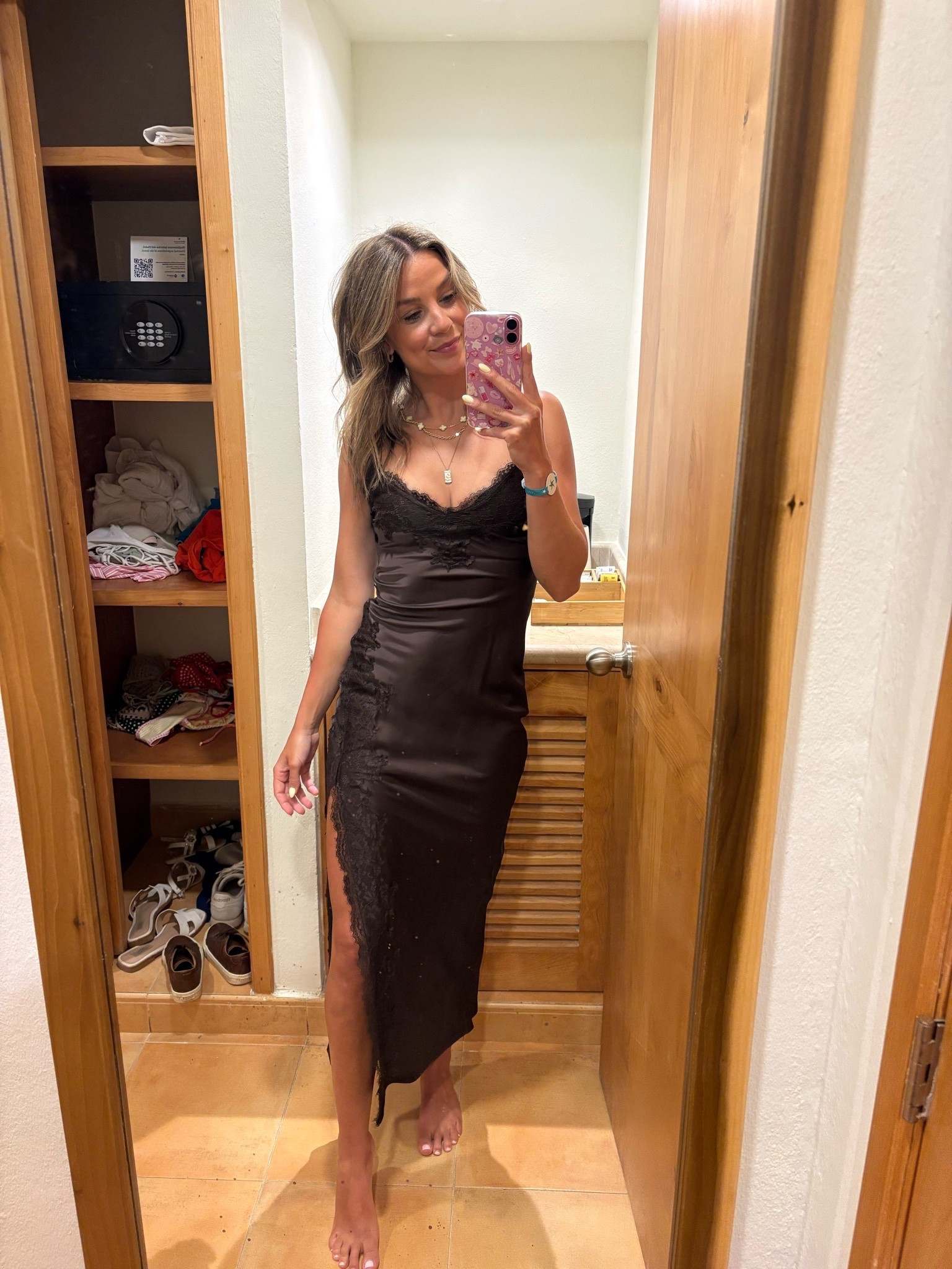The prettiest dress with lace detail that I get so many compliments on! Perfect for vacation, date night or wedding. Wearing XS

#LTKdresses #LTKcanada #LTKwedding