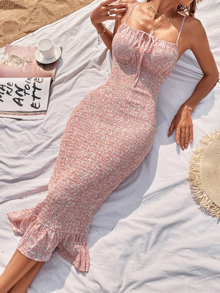 Ditsy Floral Tie Front Shirred Mermaid Hem Cami Dress | SHEIN