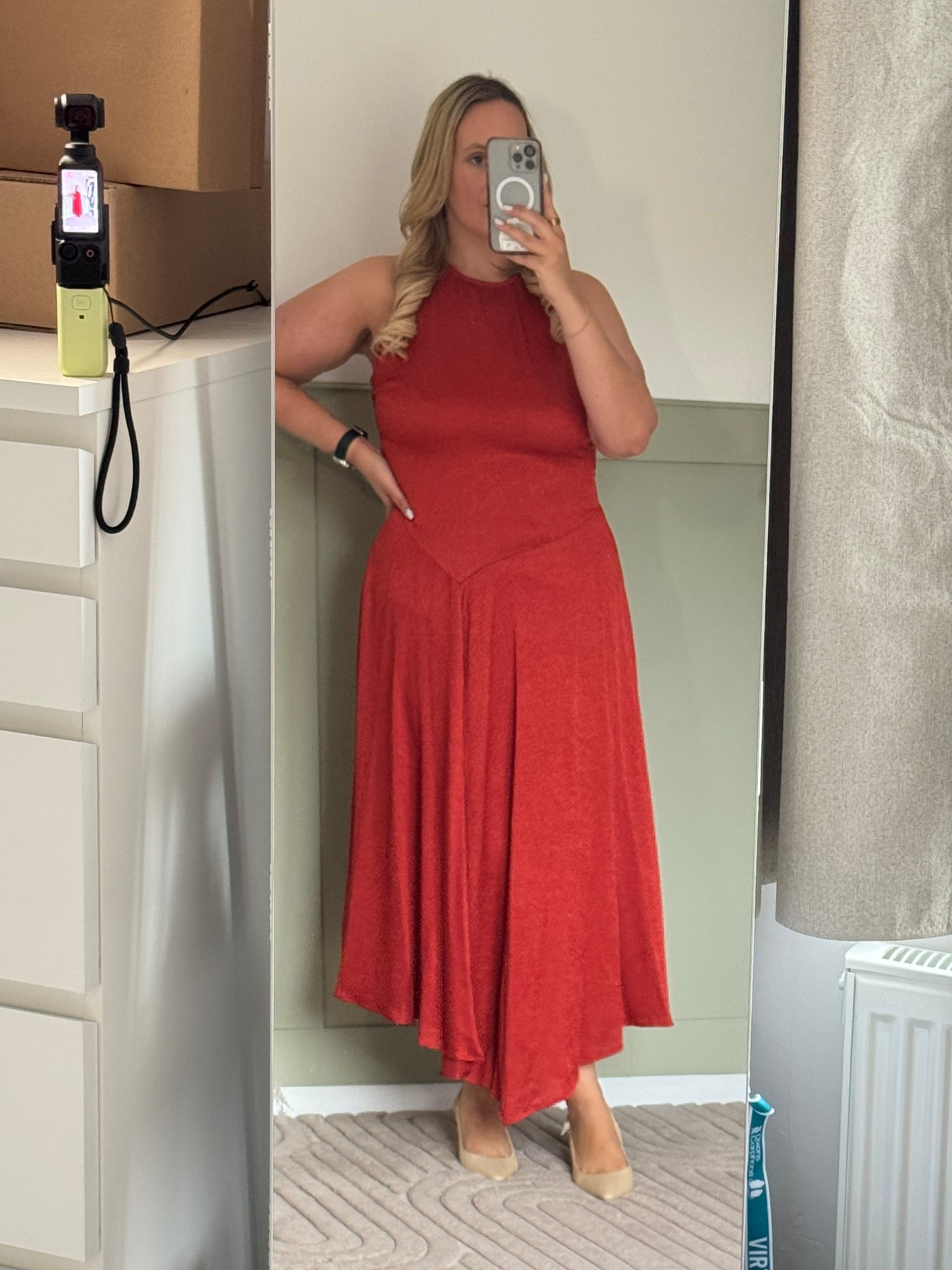 Okay @Primark weren’t messing around with this one! 

The colour, the cut, the style! 10/10



#LTKdresses #LTKspring #LTKuk