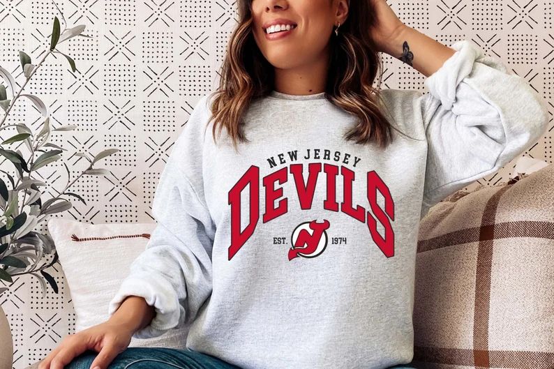 New Jersey Devils Sweatshirt NJ Hockey Shirt Vintage Ice - Etsy | Etsy (US)