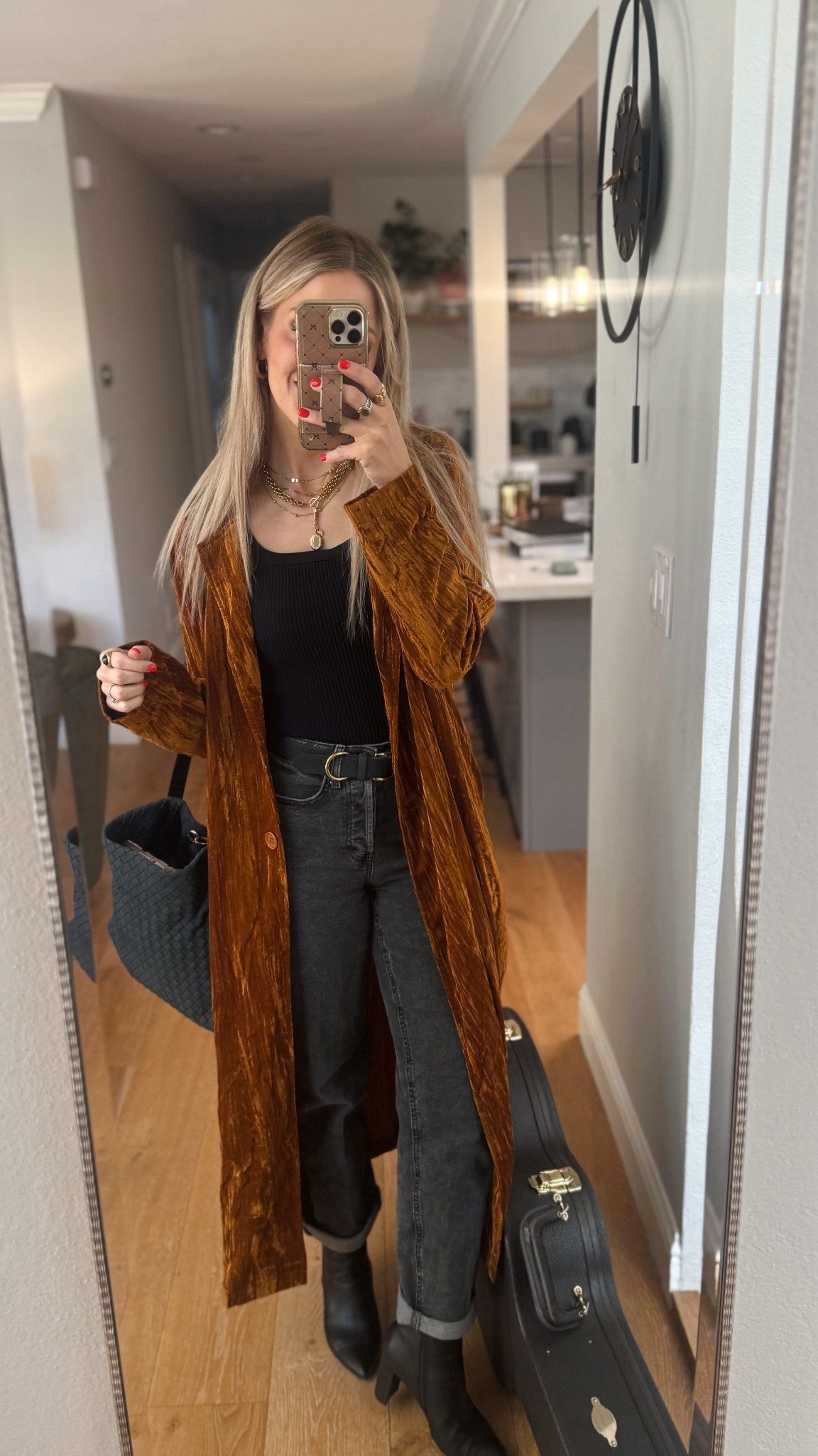 OOTD for today’s gig — obsessed with this @threebirdnest velvet duster/coatigan. Perfect for the holidays! ✨ 

Code LINZYWESTMAN works for 15% off! 

#LTKootd #LTKgrwm #LTKHoliday