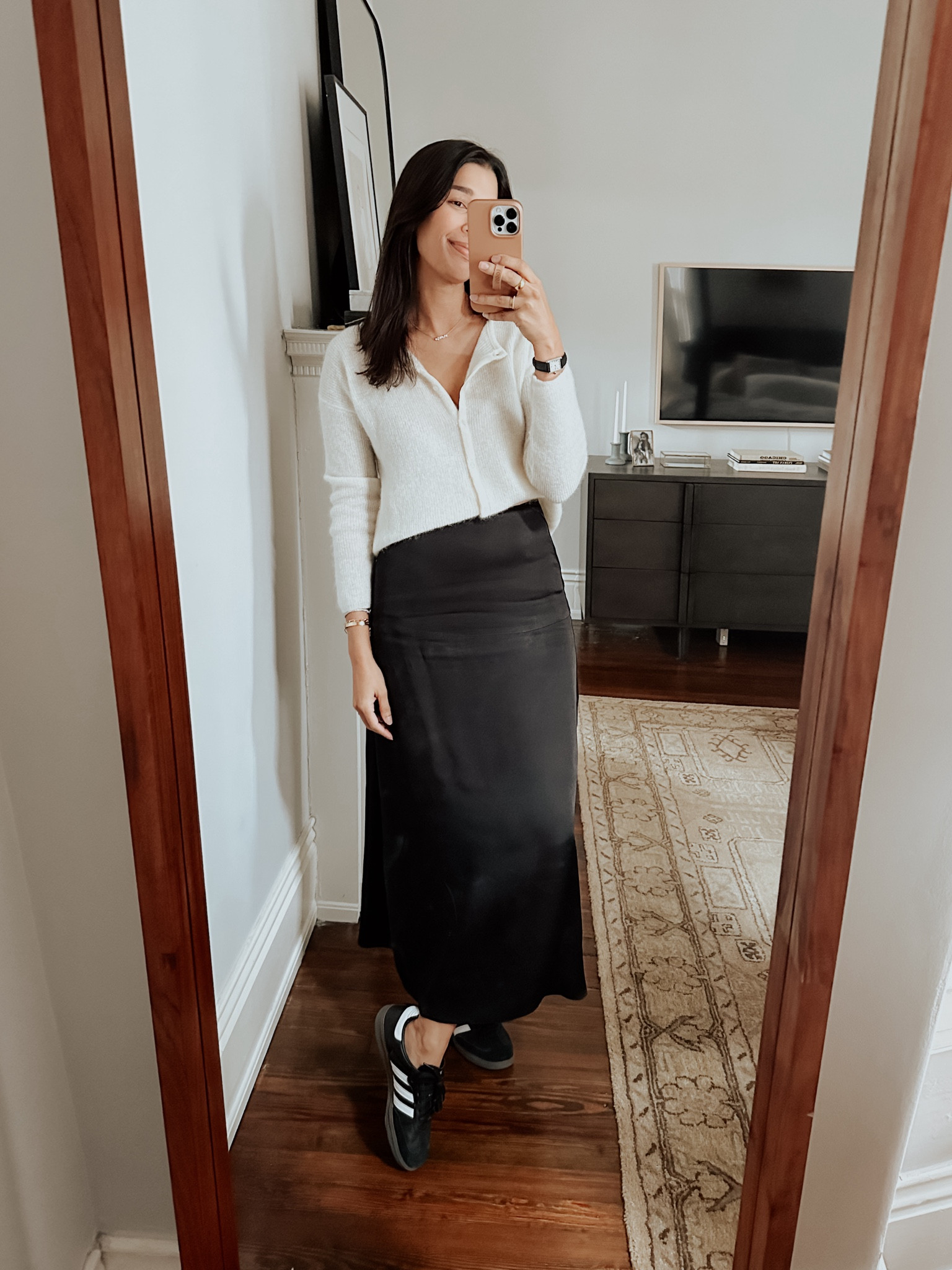 Easy winter outfit! Skirt TTS and sweater is roomy I size down. 

Skirt - 4 
Sweater - XS 

#LTKfindsunder100 #LTKHoliday #LTKsalealert