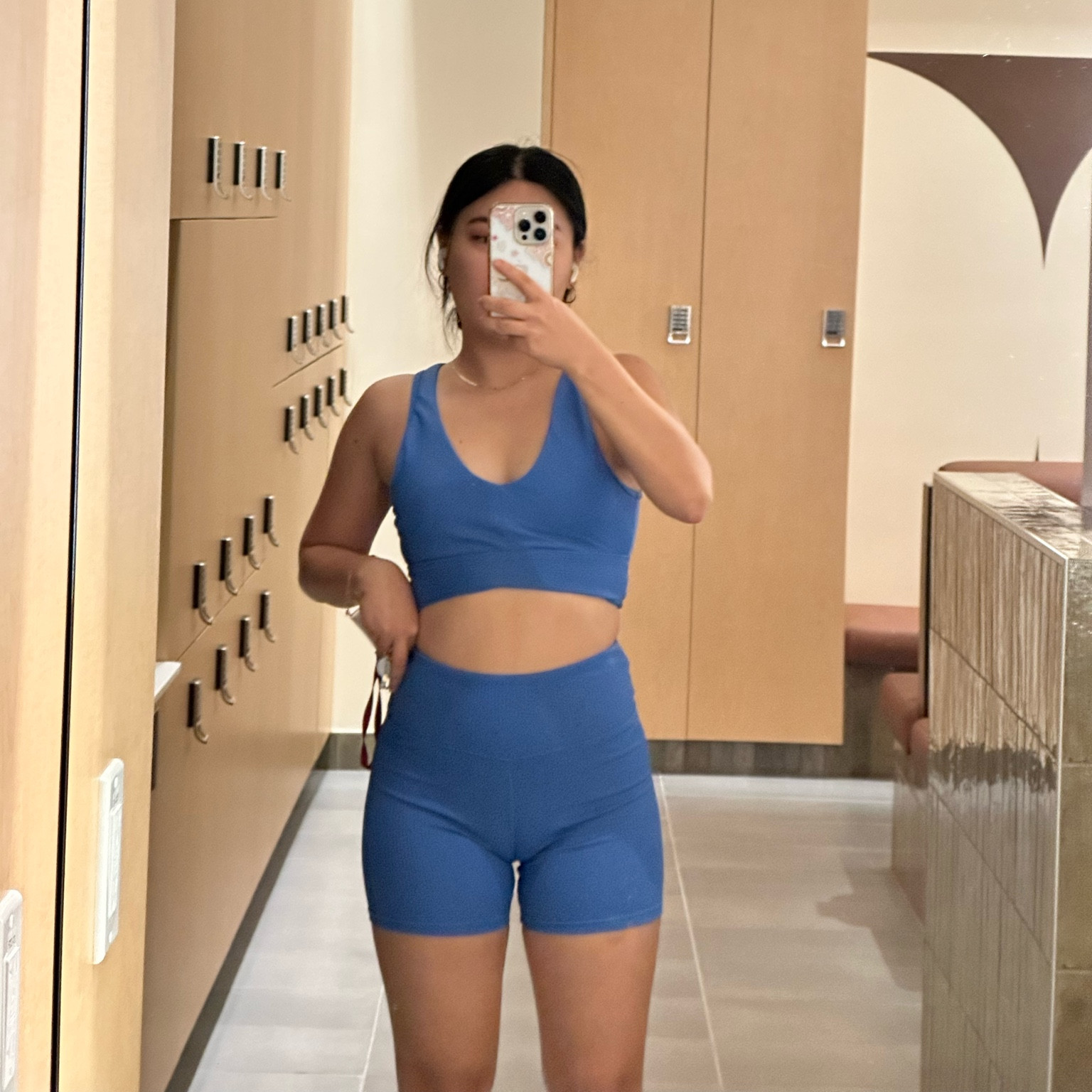 Workout set $17 mid-high support

#LTKFind #LTKstyletip #LTKFitness