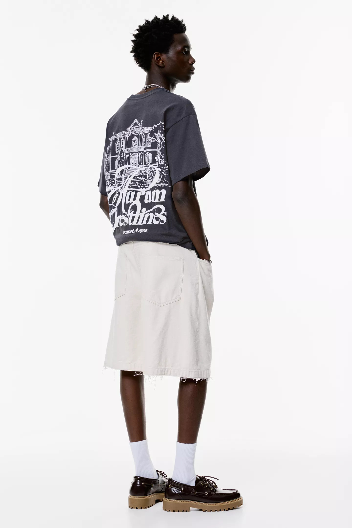 Aurum Crestlines graphic T-shirt | PULL and BEAR UK