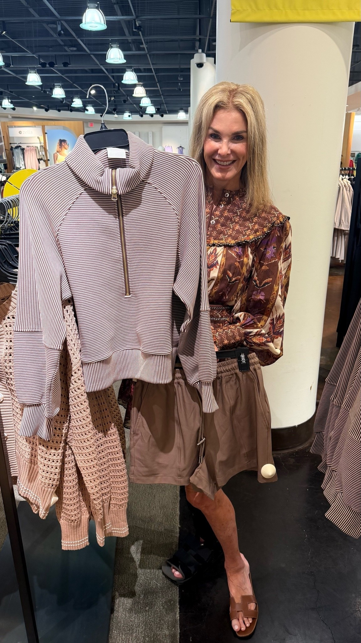 Love this athleisure set on #NSale @Varley

#LTKSaleAlert #LTKActive #LTKSeasonal