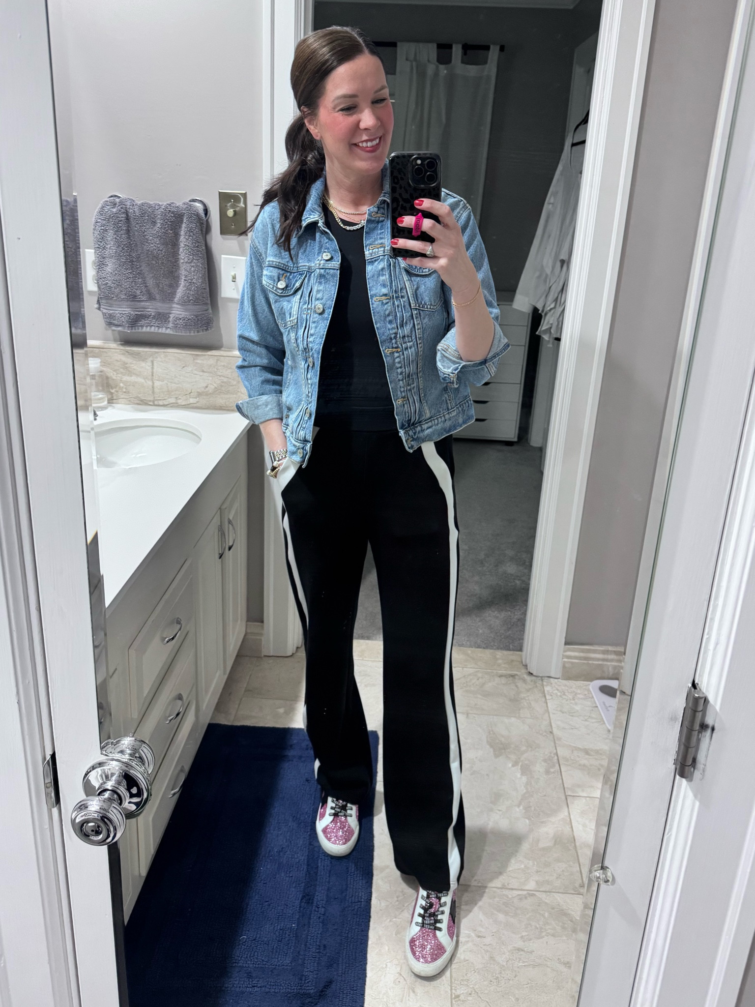 Living for this easy, polished Friday look! 🩷

#LTKStyleTip #LTKFindsUnder50