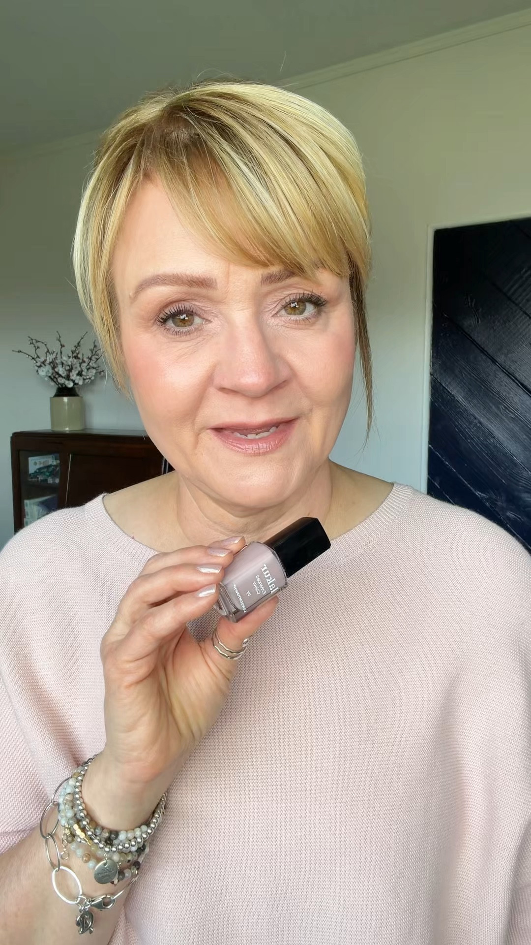 When my nails last oiled and from being outside with the sheep, I went over Dream State with Mirror Ball.   So pretty.  

#LTKBeauty #LTKOver40