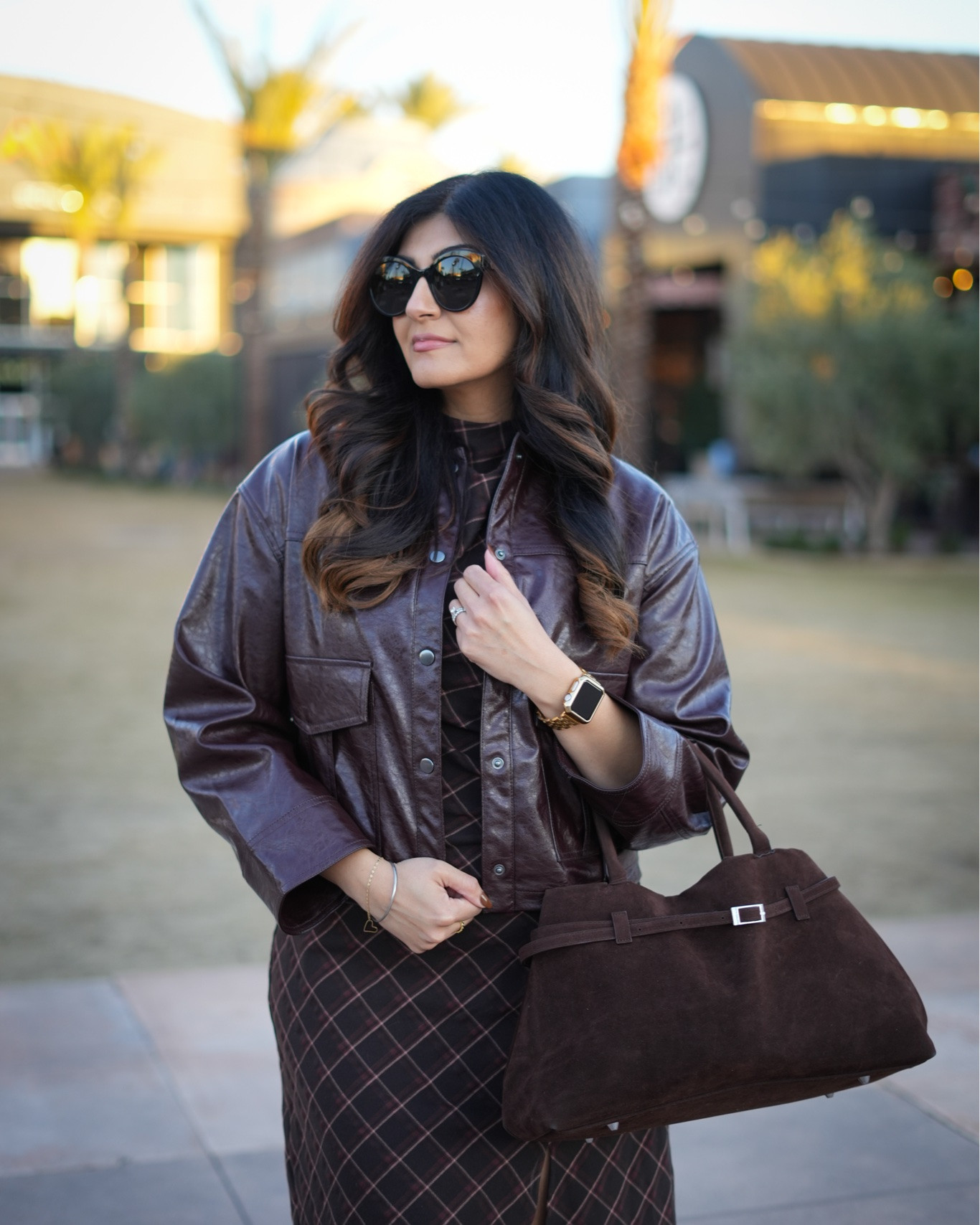 Nordstrom has a few of my favorites in their anniversary sale! 
Plaid work dress
Suede boots
Leather jacket 
Suede bag

These are my closet staples for fall and wear on repeat to work and on the weekend. 

#norstrom #nordstromanniversarysale #nsale #fallworkwear #fall #officeoutfits #prefall

#LTKSaleAlert #LTKootd #LTKWorkwear