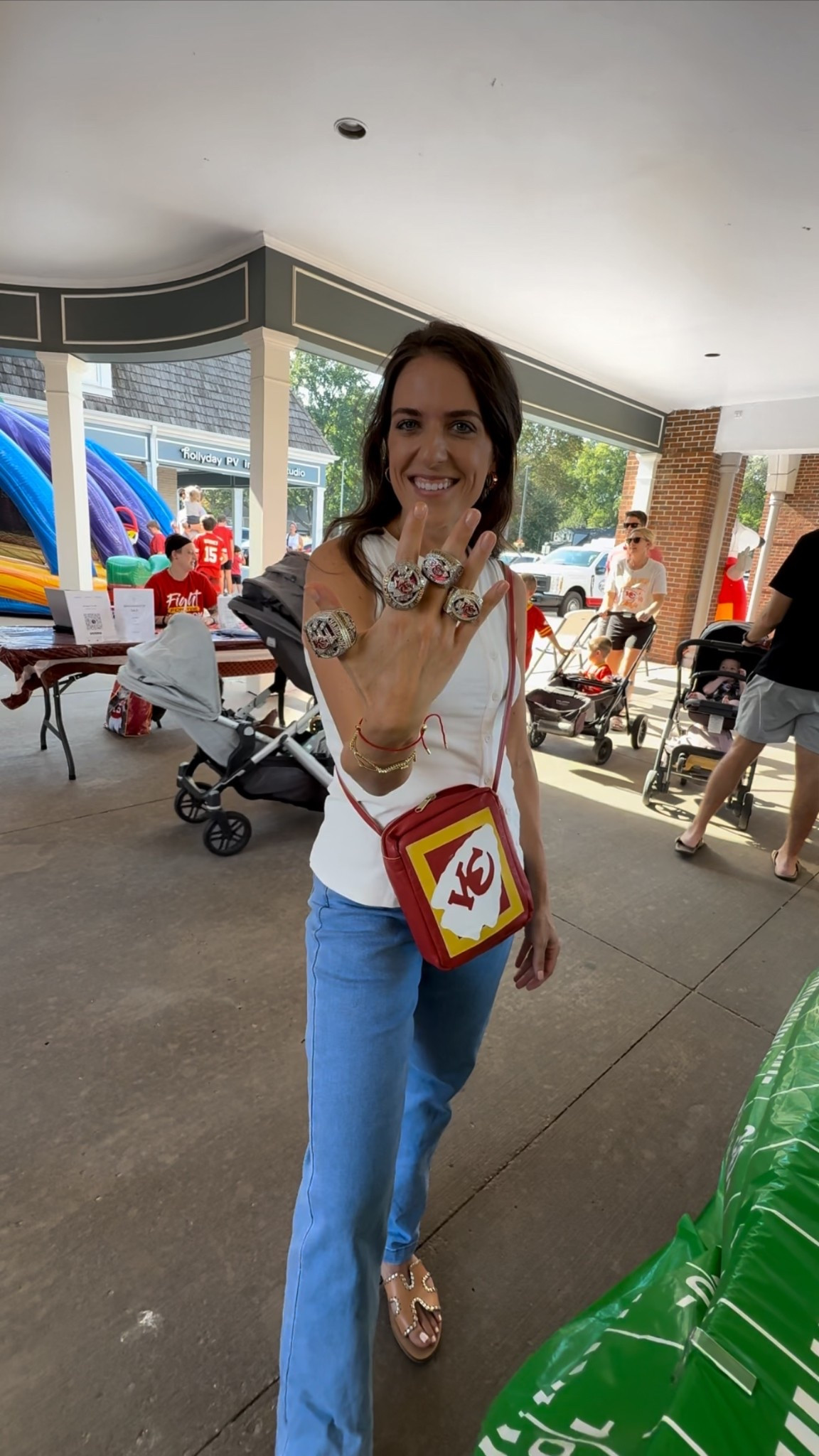 Amazon chiefs outfit! Football season, Chiefs football outfit Chiefs football 

#LTKSeasonal #LTKFindsUnder50 #LTKStyleTip