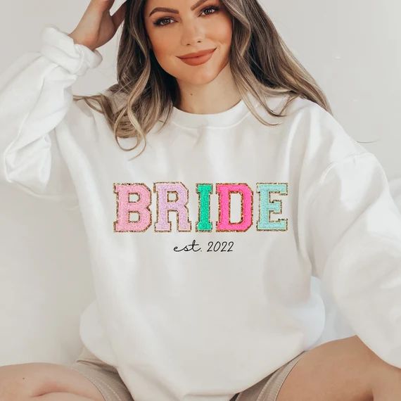 Personalized Bride Est 2022 Sweatshirt Custom Mrs Sweatshirt | Etsy | Etsy (US)