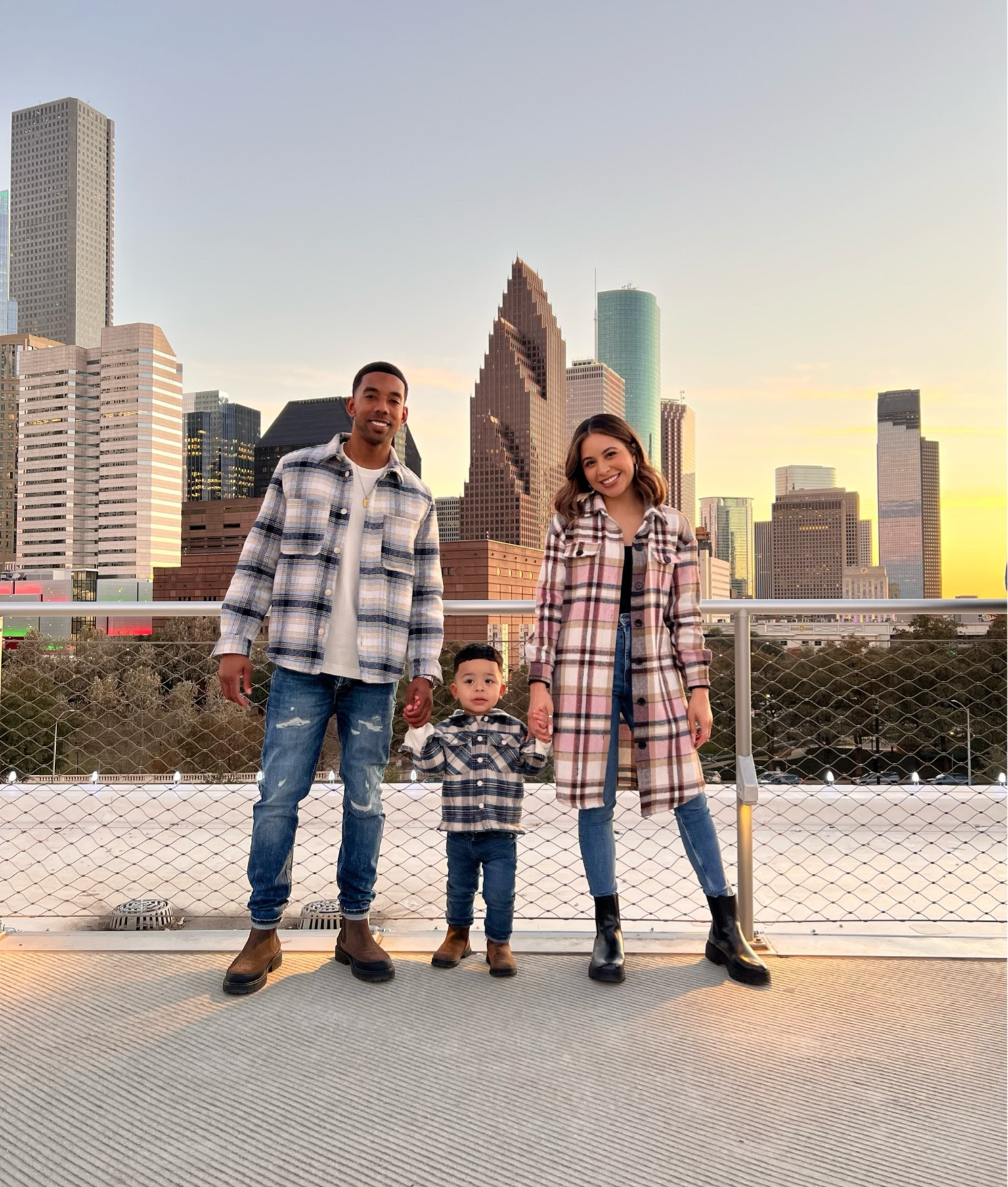 Family matching fits. 🤍

#flannel #matchingfamily #winterfits #rodeo #matchingwithdaddy 

#LTKfamily #LTKstyletip #LTKSeasonal