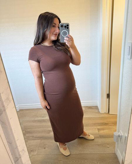 3 petite friendly maxi dresses can be dressed up or down for easy, comfortable summer outfits!! 

Wearing a size small 
T shirt dress: color chocolate love 
Scoop neck dress: color brownie 
Off the shoulder dress: color withered rose 

Maternity friendly, Free People, summer dress 

#LTKFindsUnder100 #LTKTravel #LTKBump