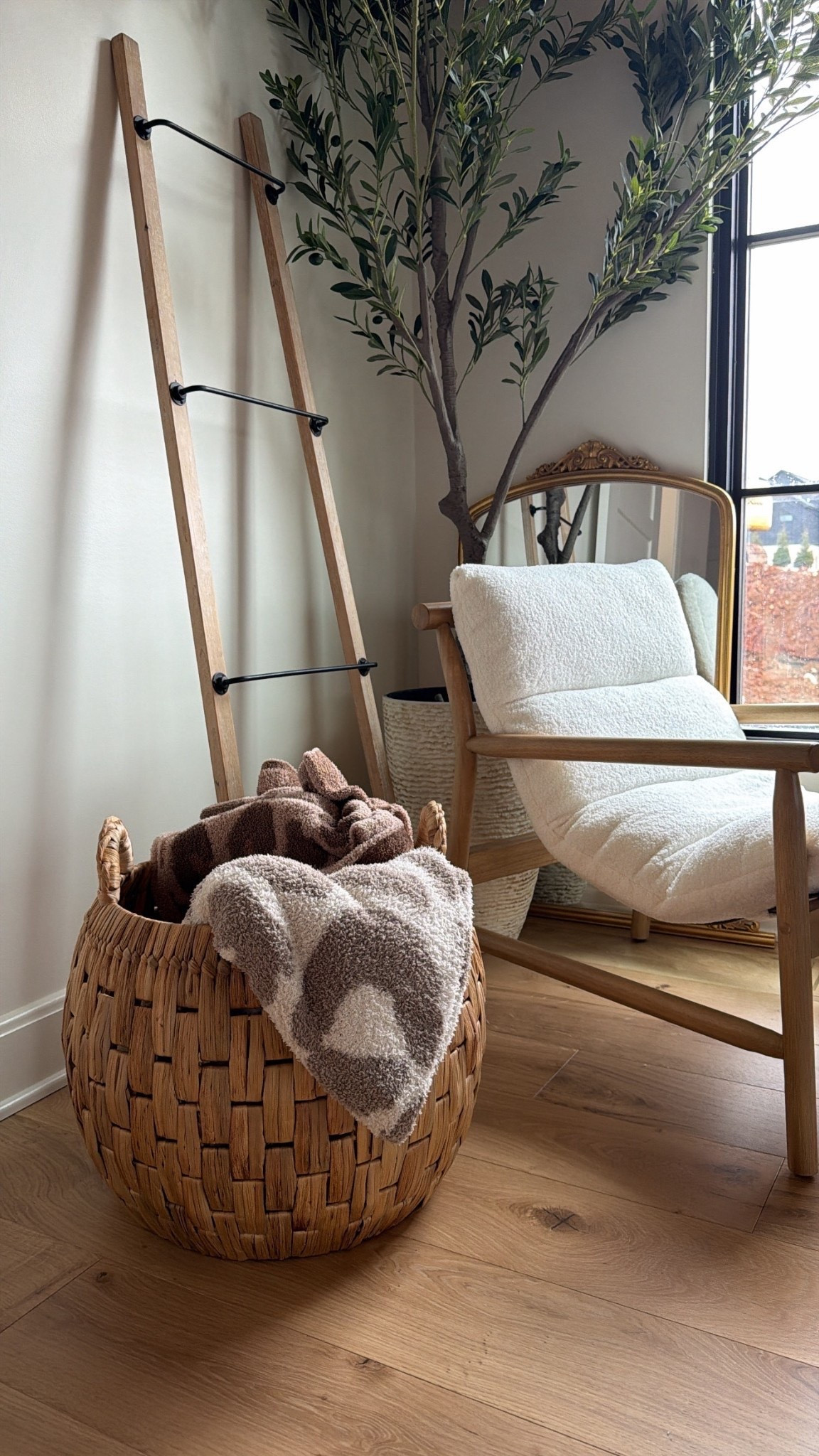 I am in love with this new basket for my master bedroom! 

#LTKOver40 #LTKHome #LTKdayinmylife