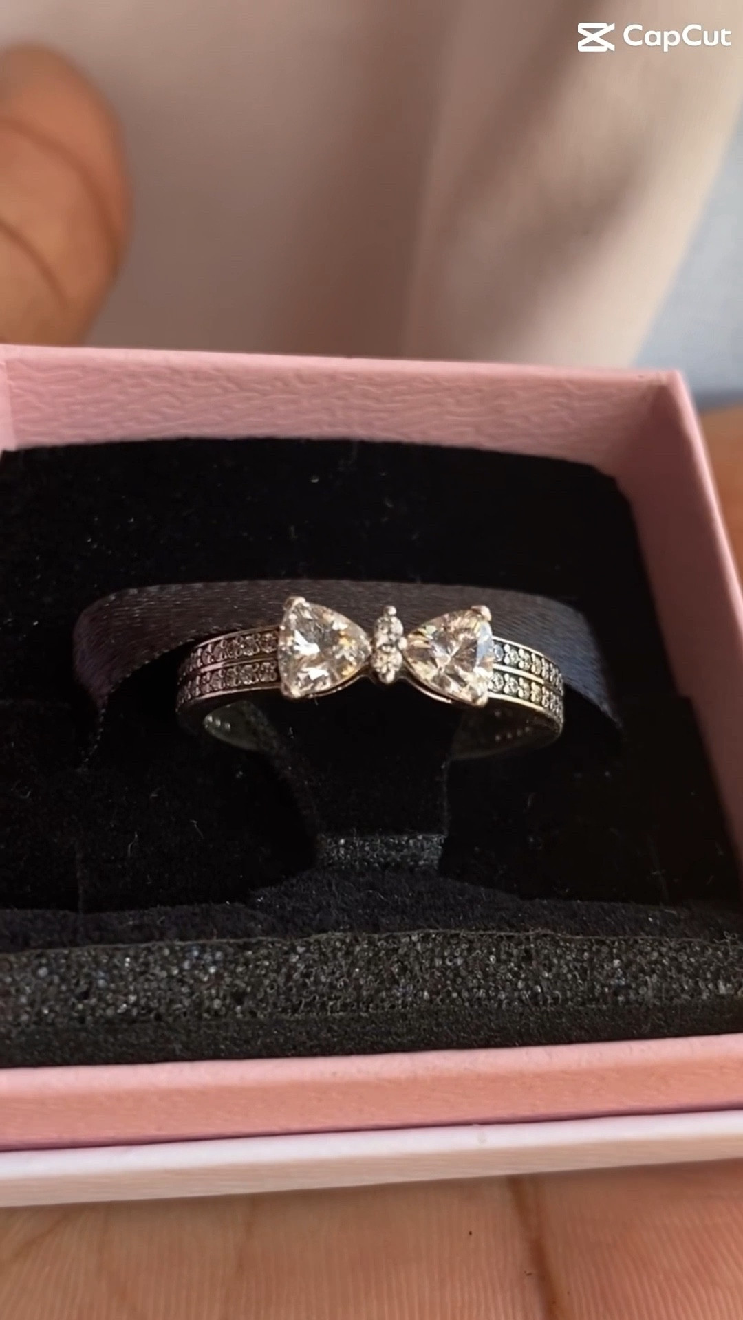 Pandora Bow Ring #pandora #bow #bowring 

#LTKActive #LTKFindsUnder100